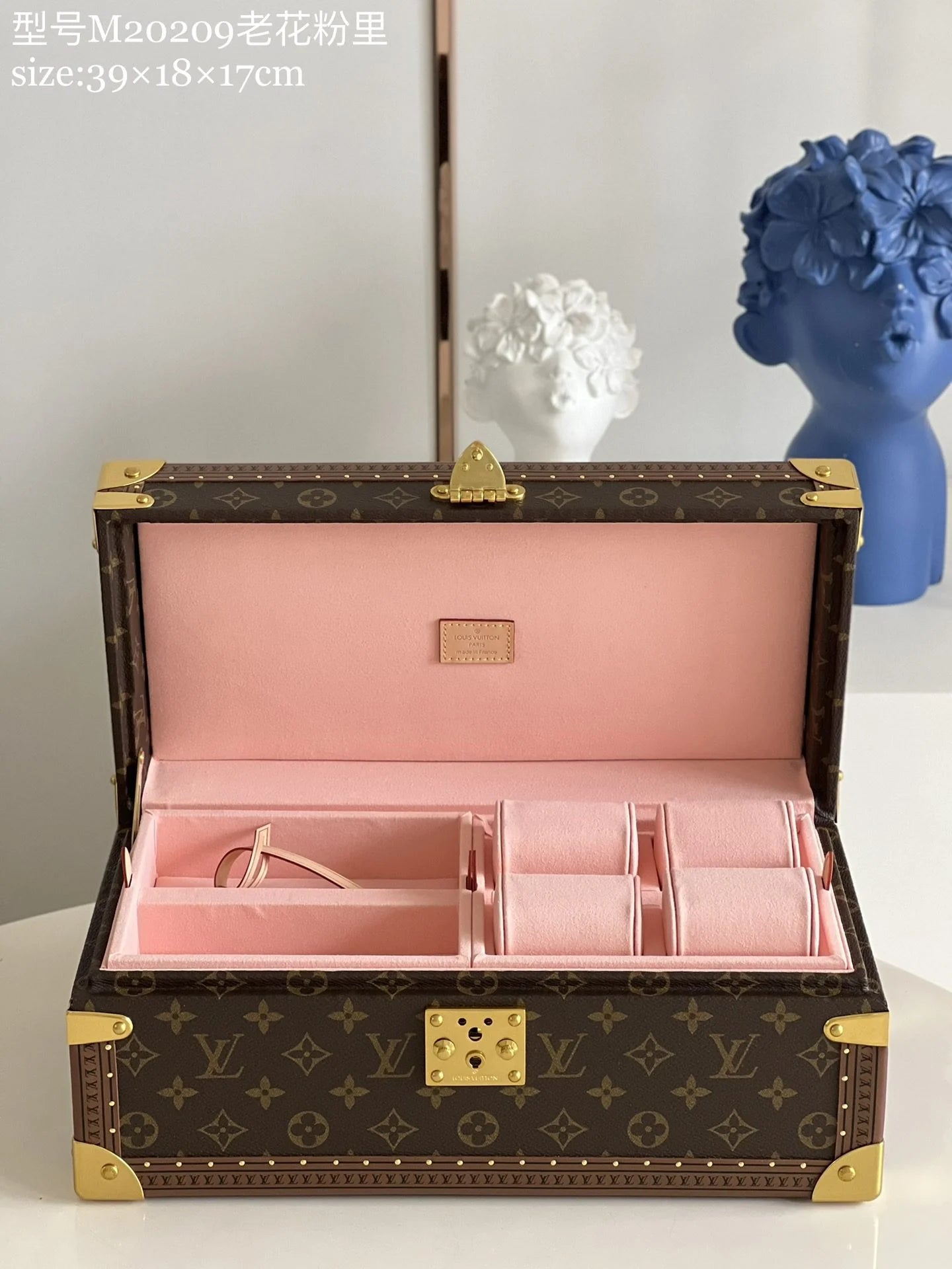 LV WATCHES BOX