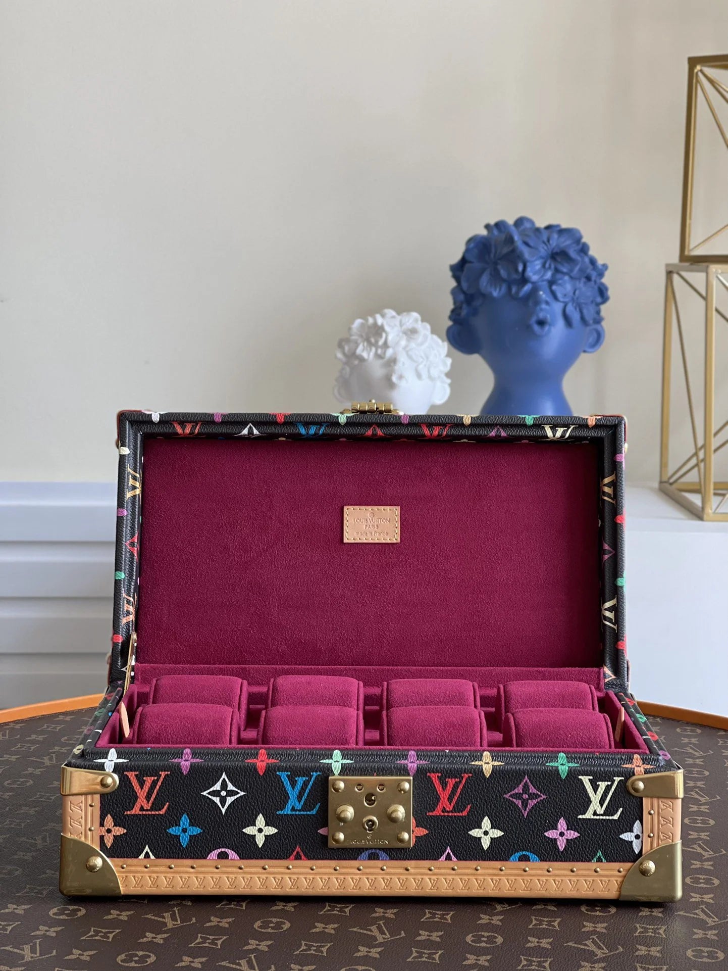 LV WATCHES BOX
