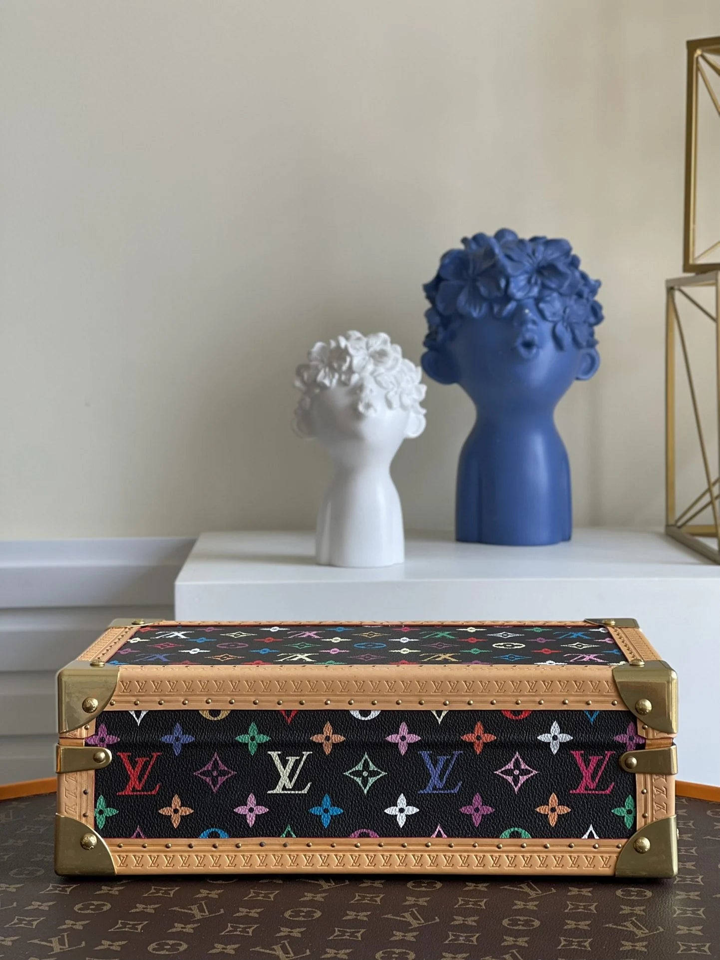 LV WATCHES BOX