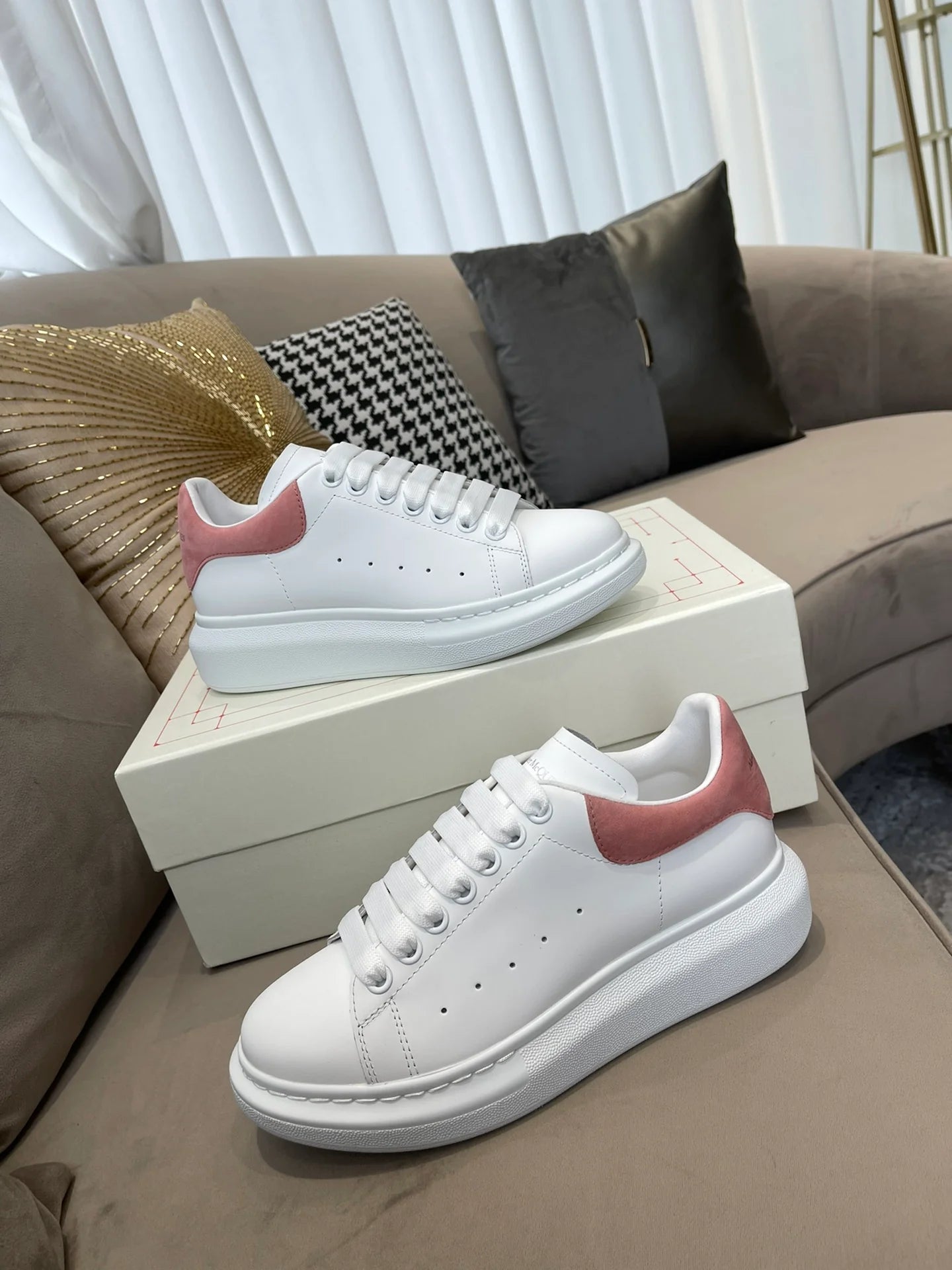 MCQUEEN SNEAKER