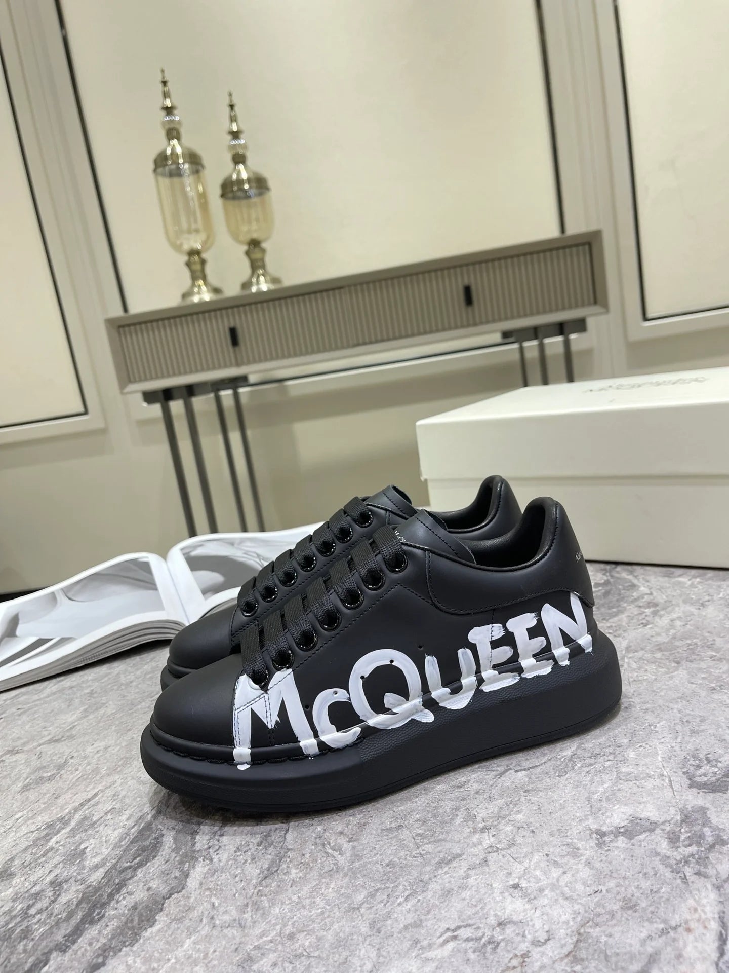 MCQUEEN SNEAKER
