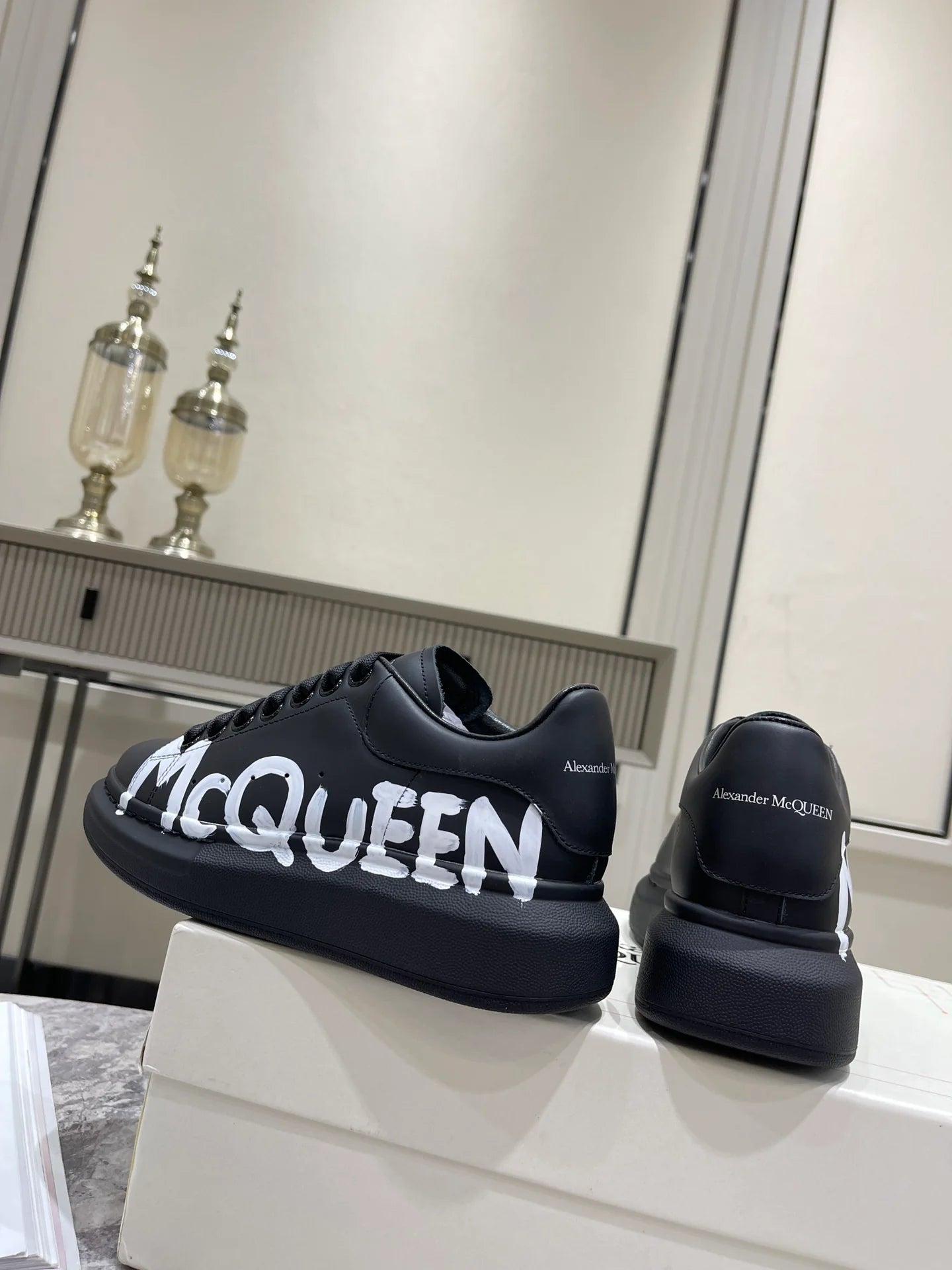 MCQUEEN SNEAKER