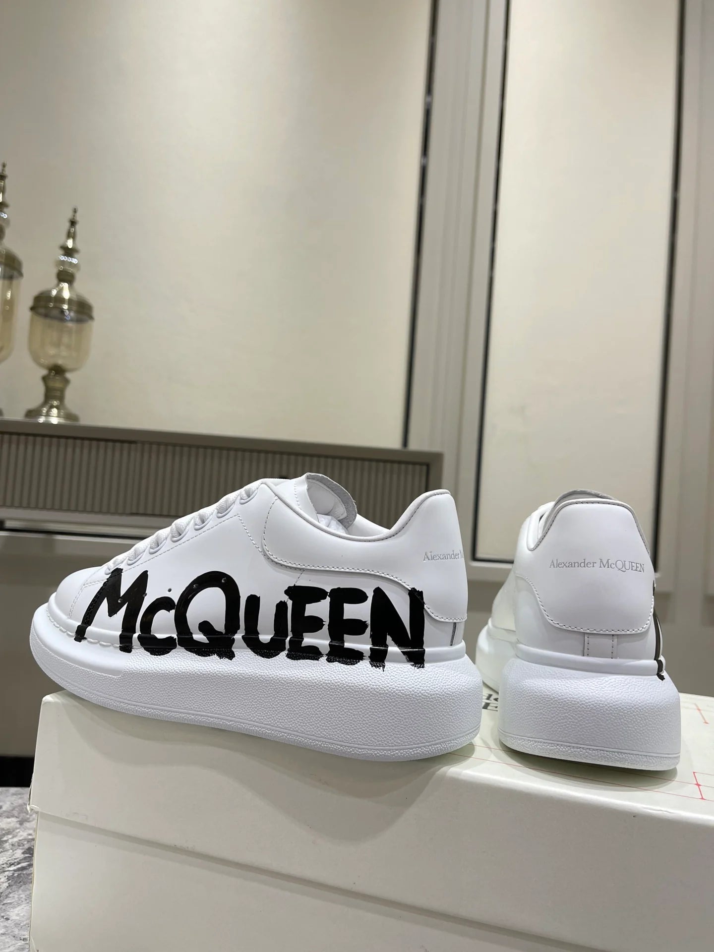 MCQUEEN SNEAKER