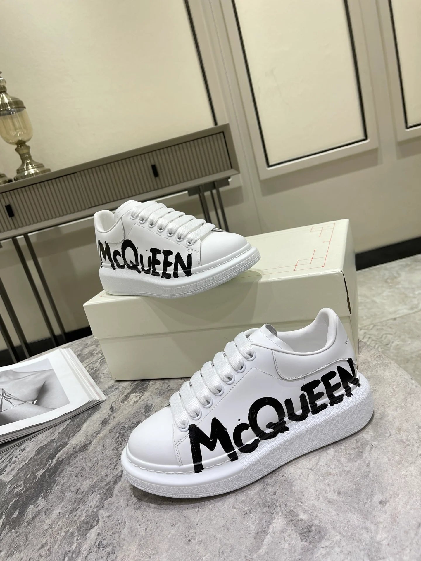 MCQUEEN SNEAKER