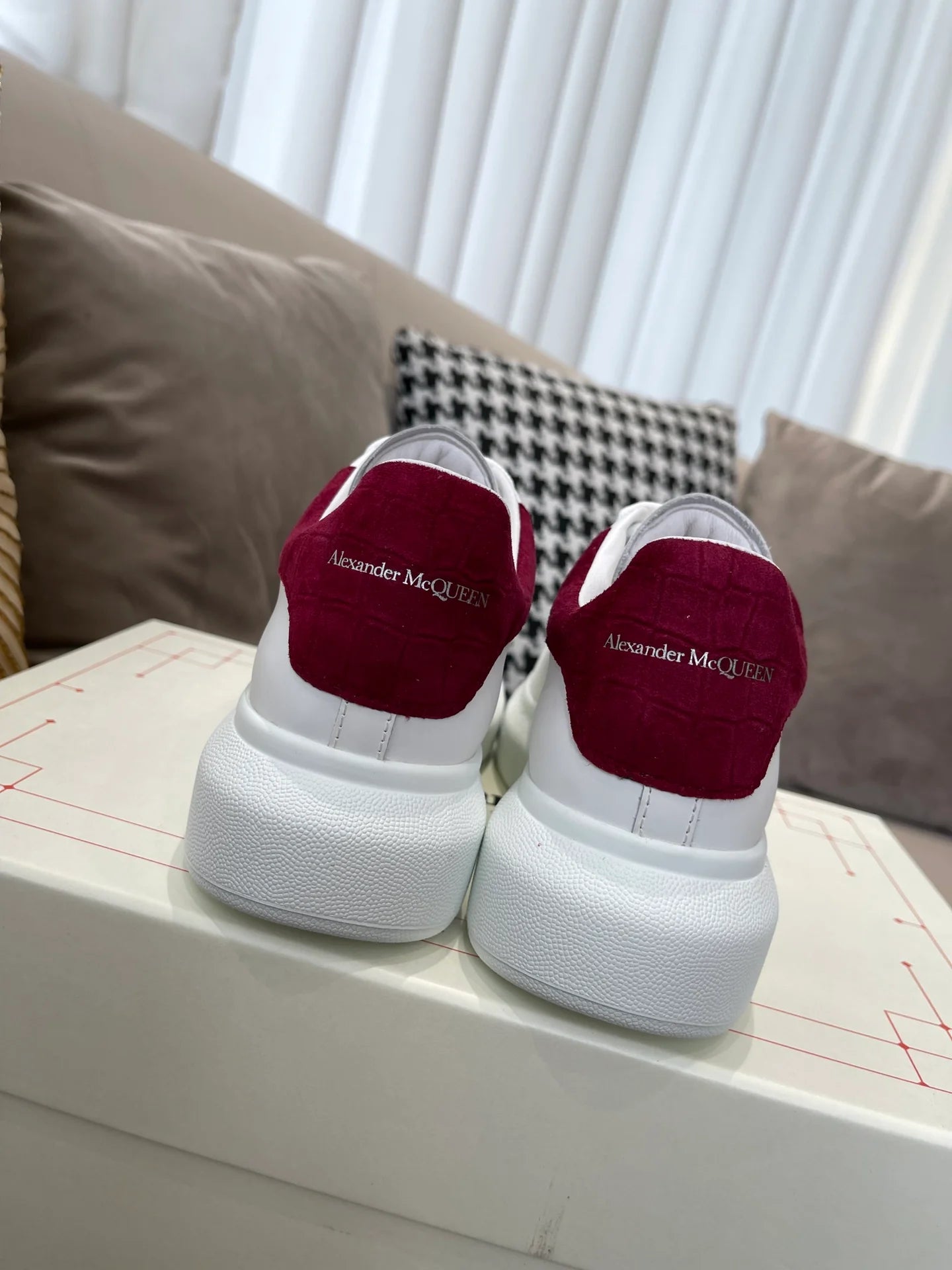 MCQUEEN SNEAKER