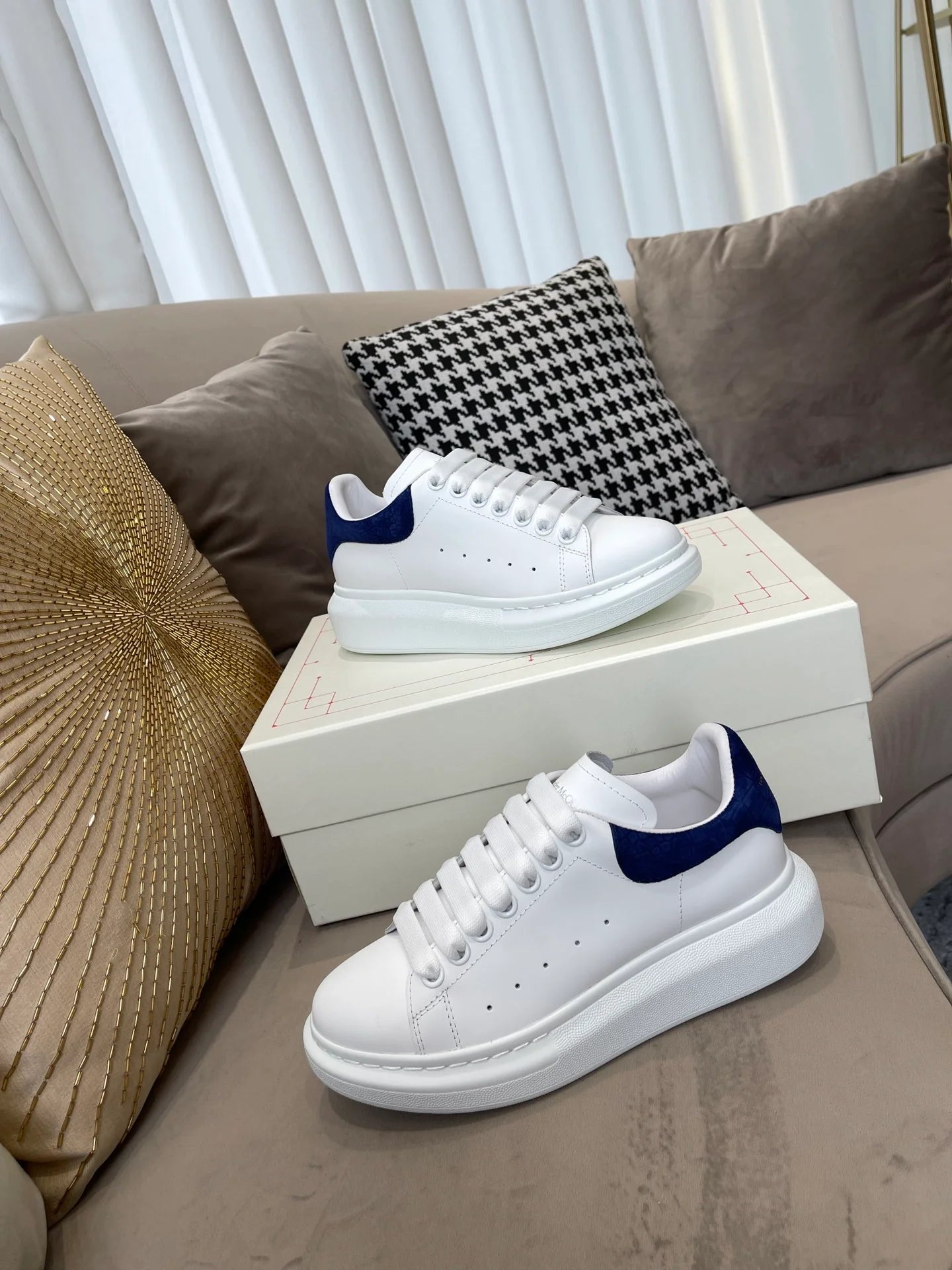 MCQUEEN SNEAKER