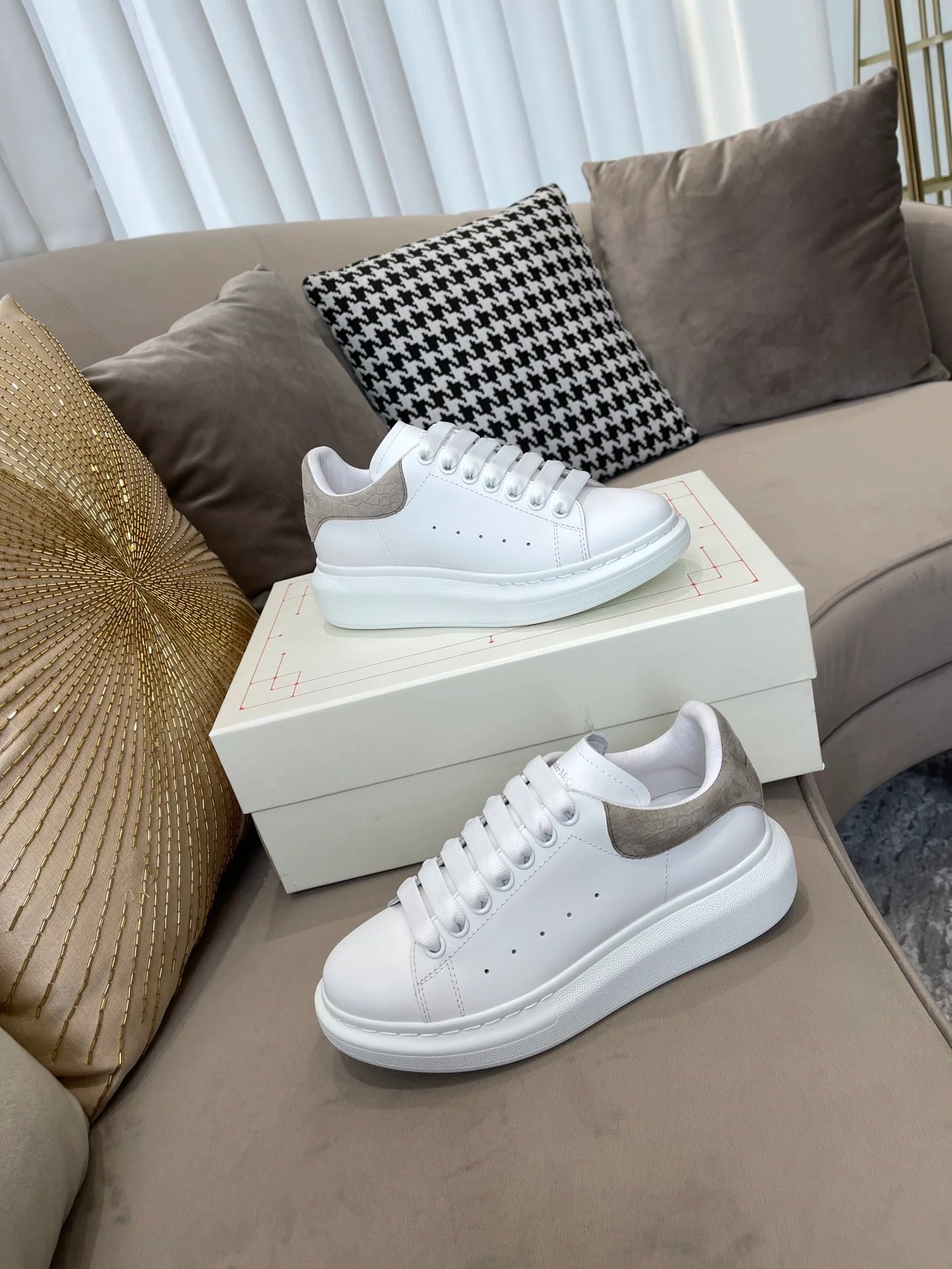 MCQUEEN SNEAKER