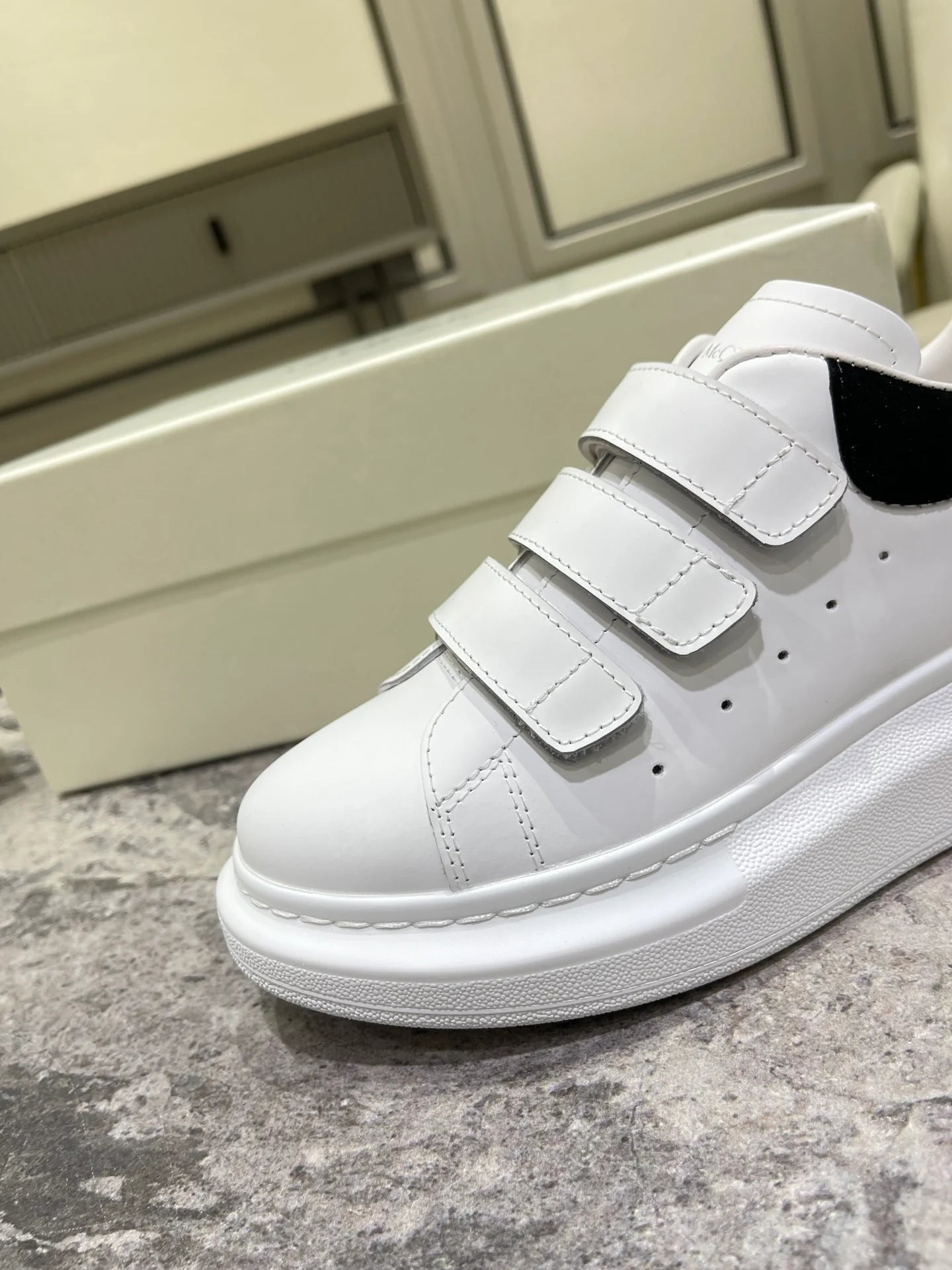 MCQUEEN SNEAKER