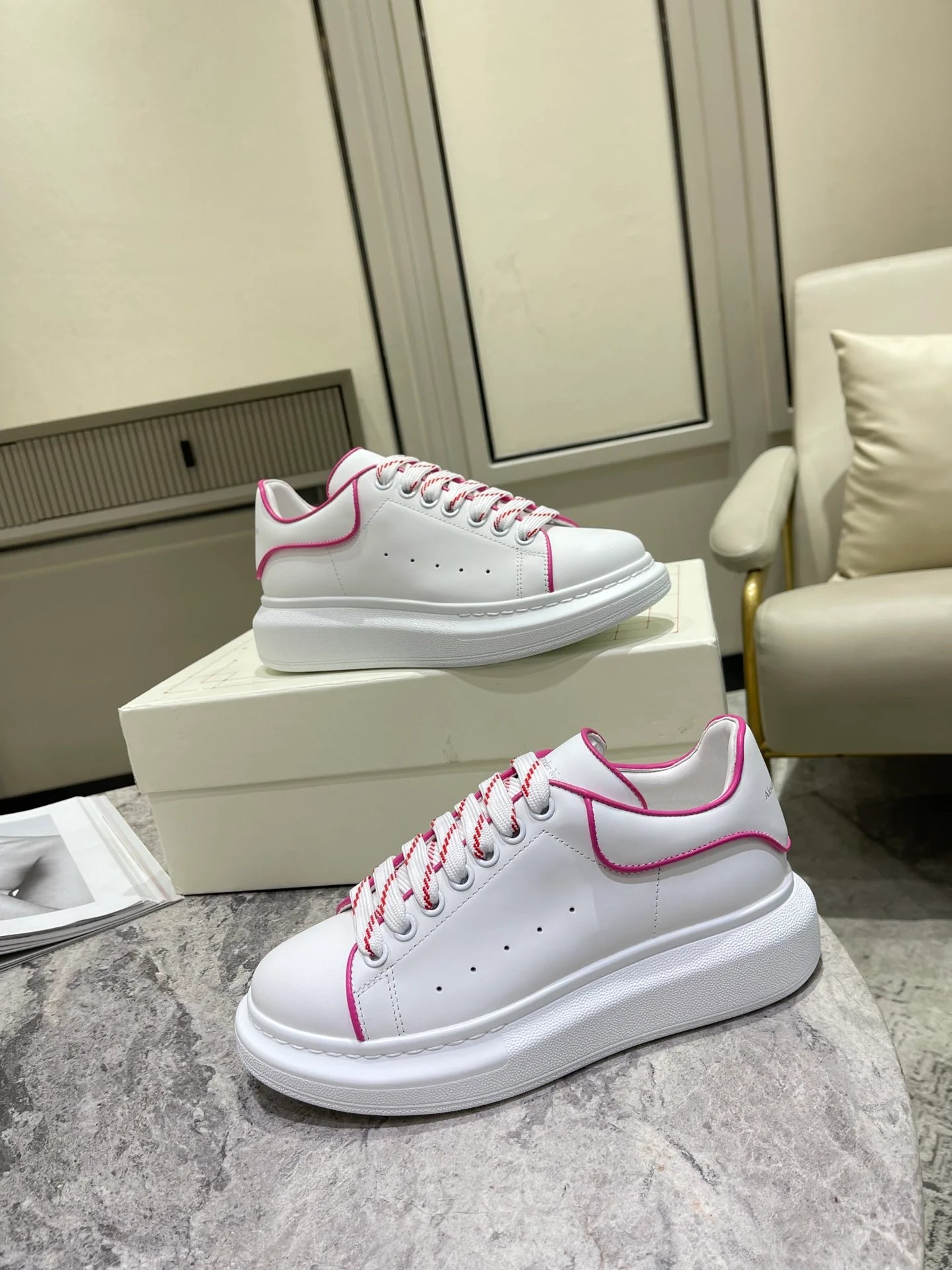 MCQUEEN SNEAKER