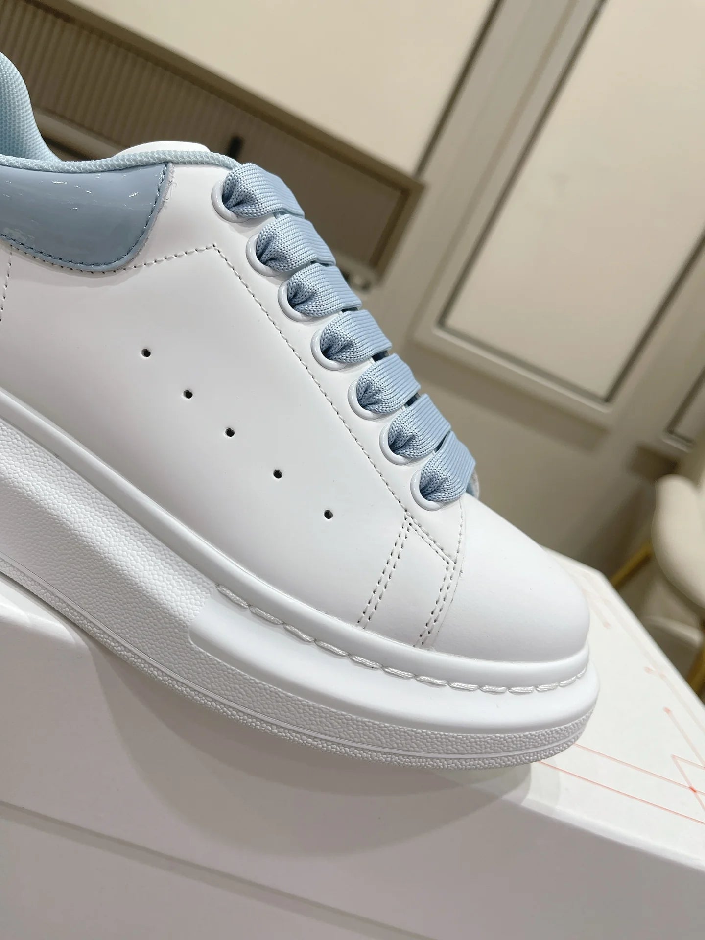 MCQUEEN SNEAKER
