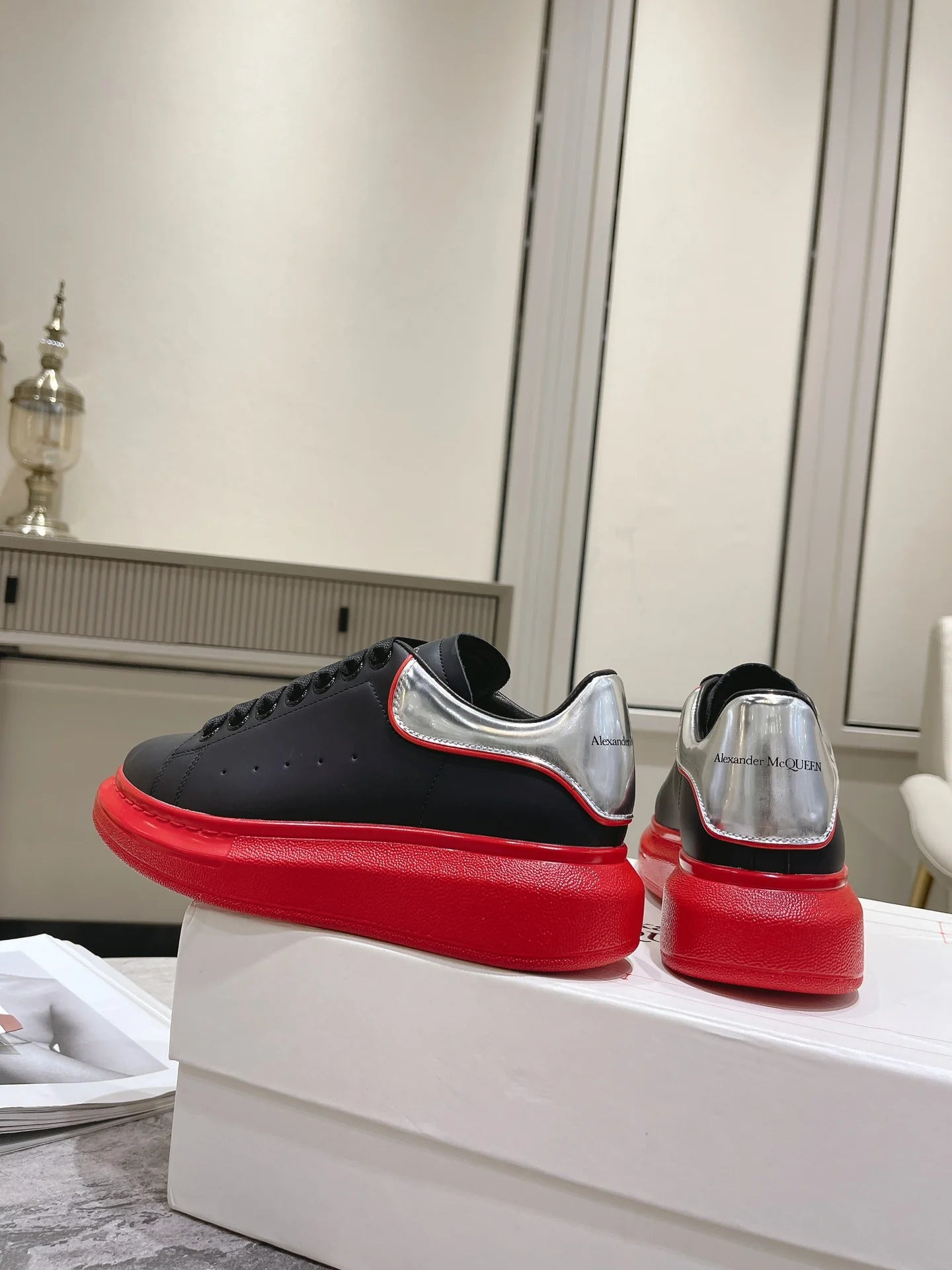 MCQUEEN SNEAKER