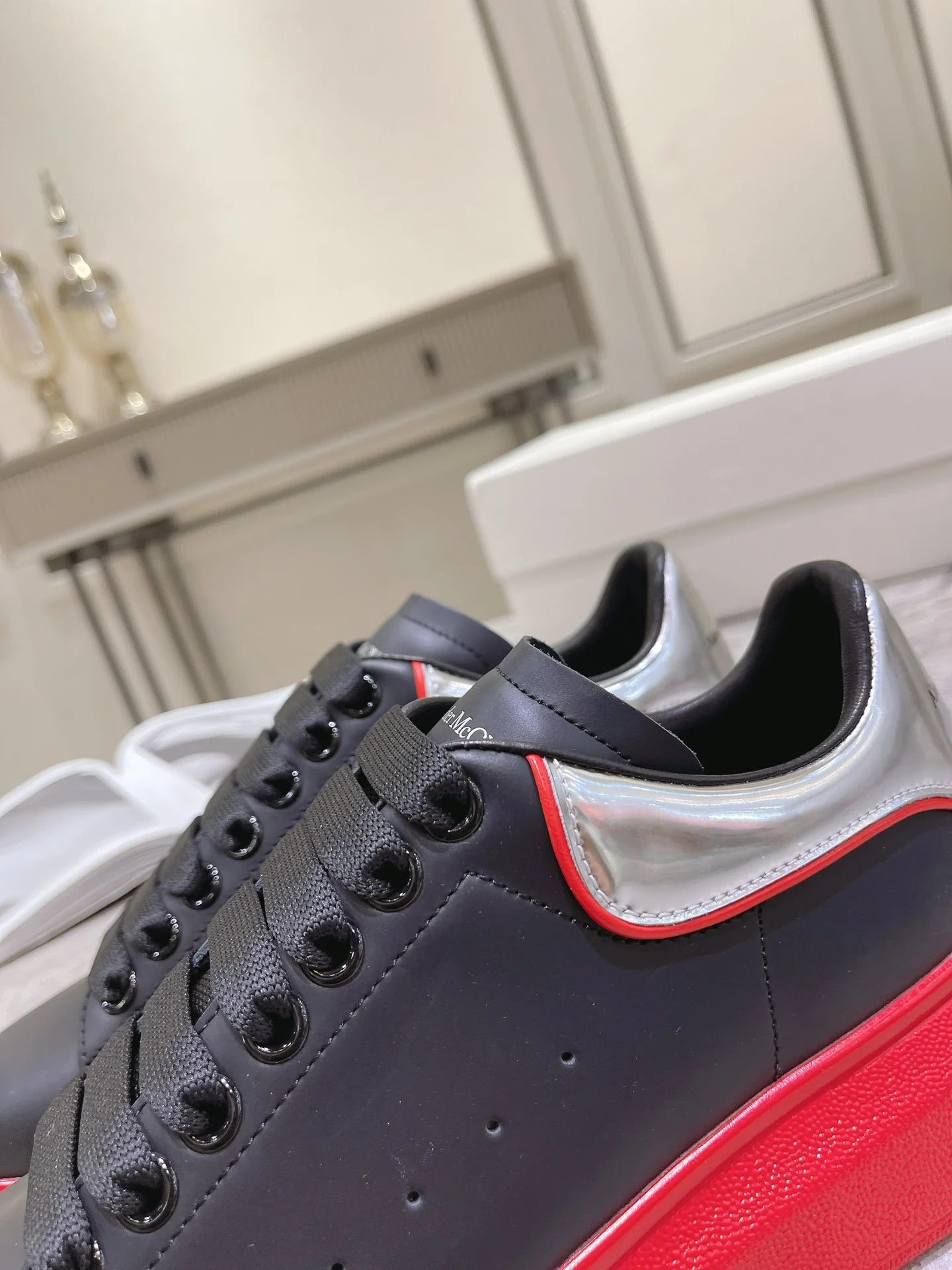 MCQUEEN SNEAKER