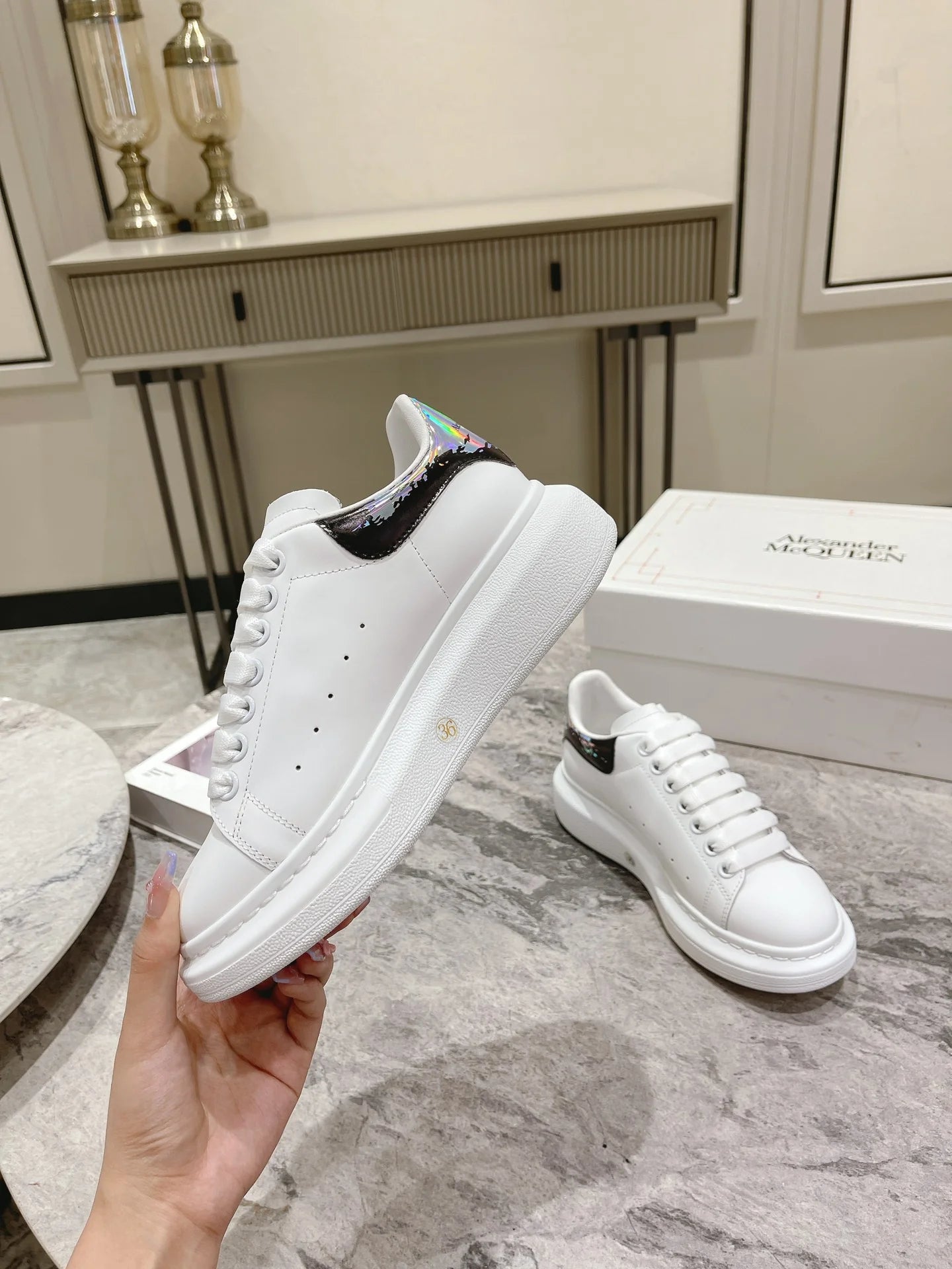 MCQUEEN SNEAKER