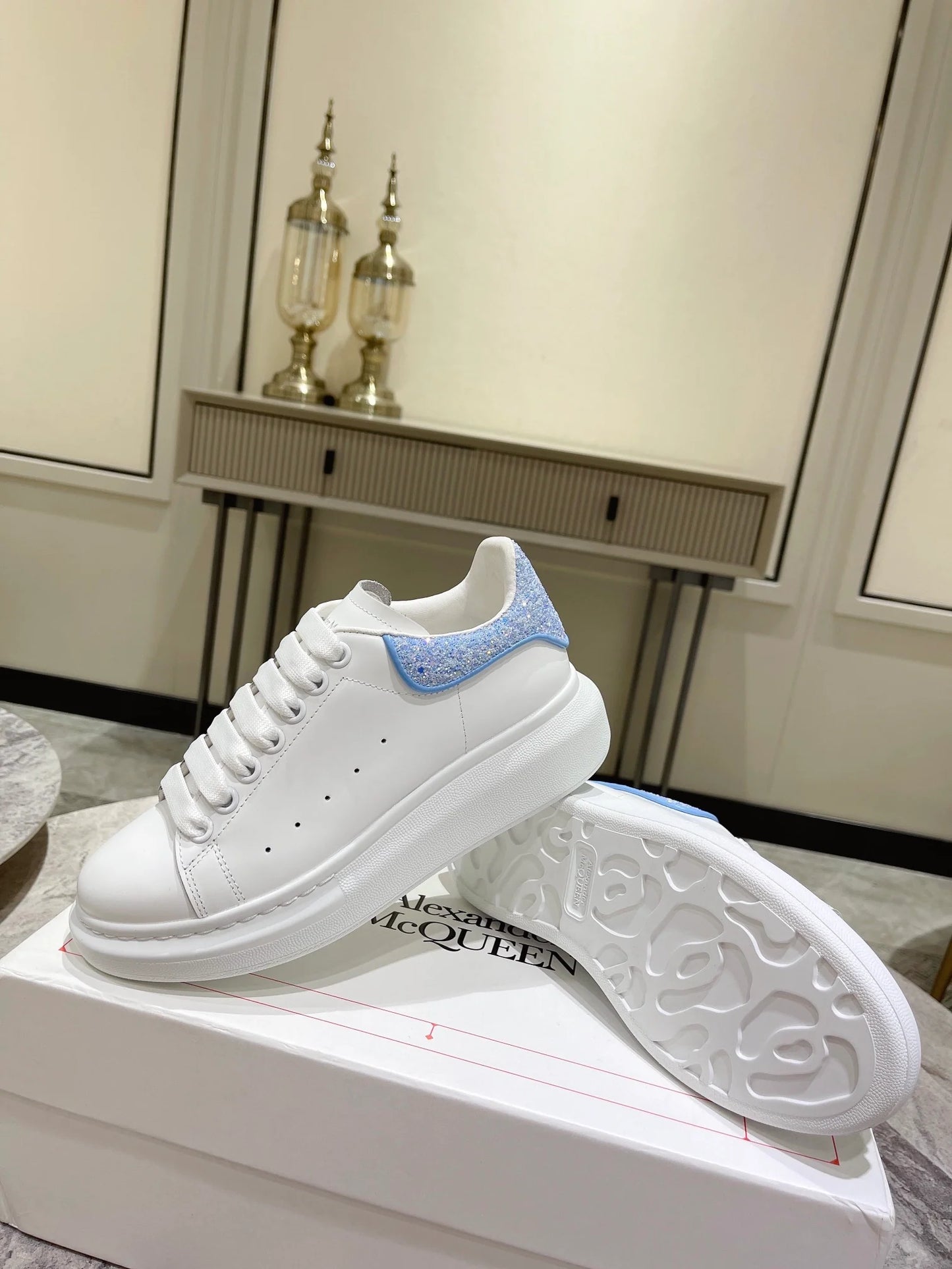 MCQUEEN SNEAKER