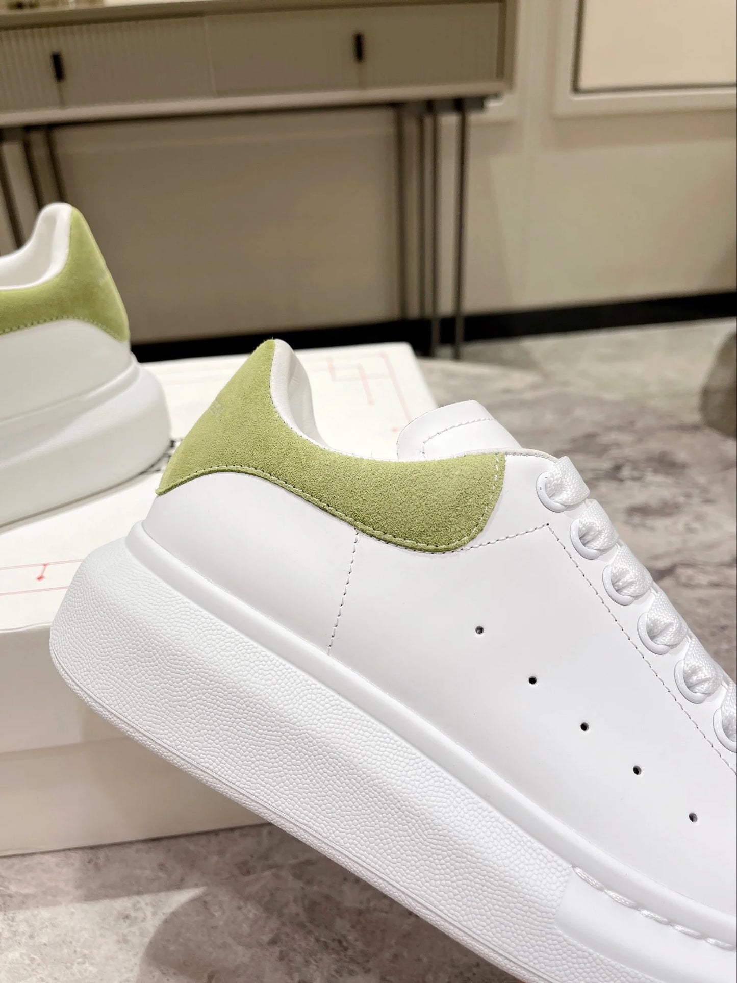 MCQUEEN SNEAKER