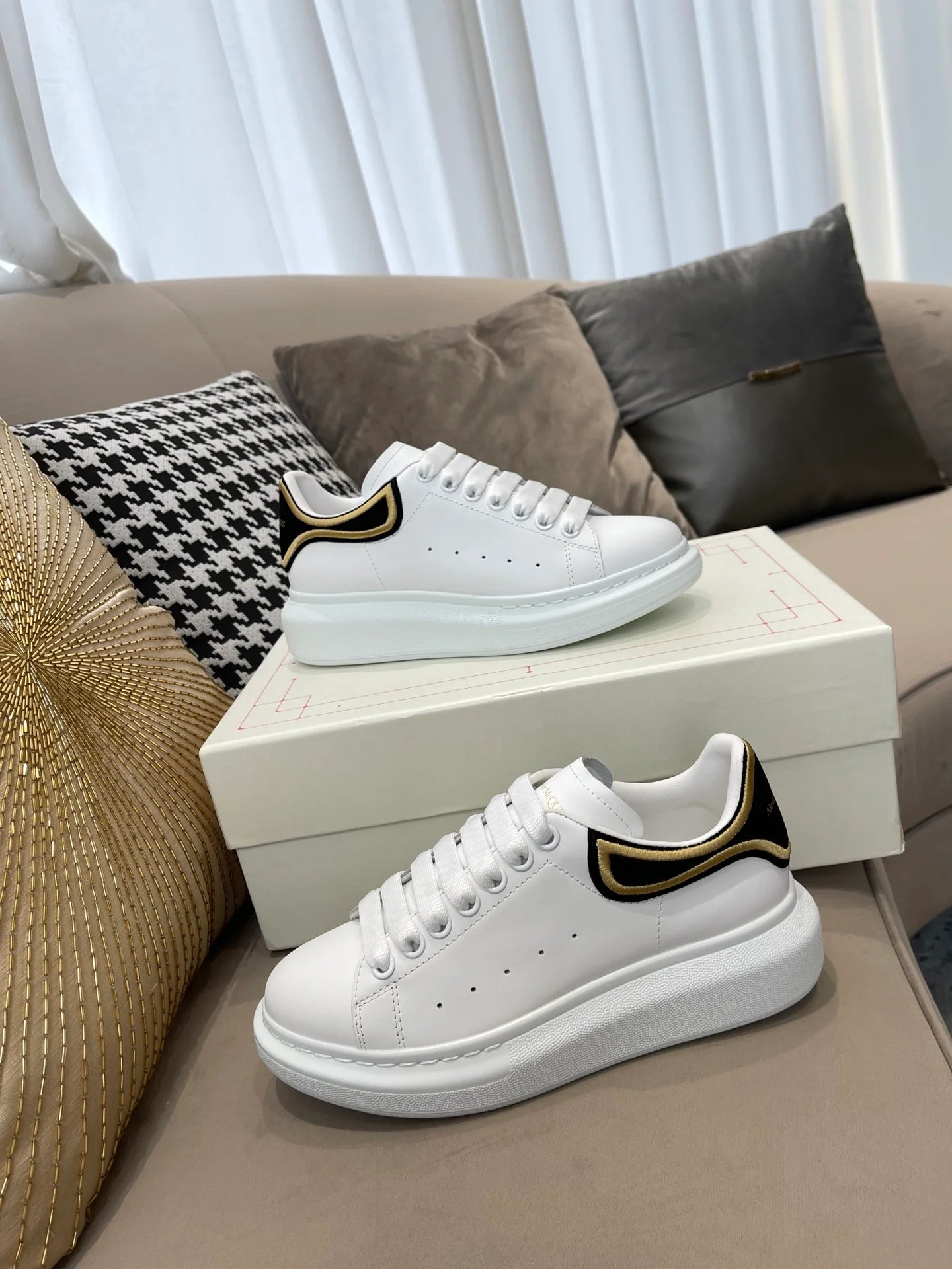 MCQUEEN SNEAKER