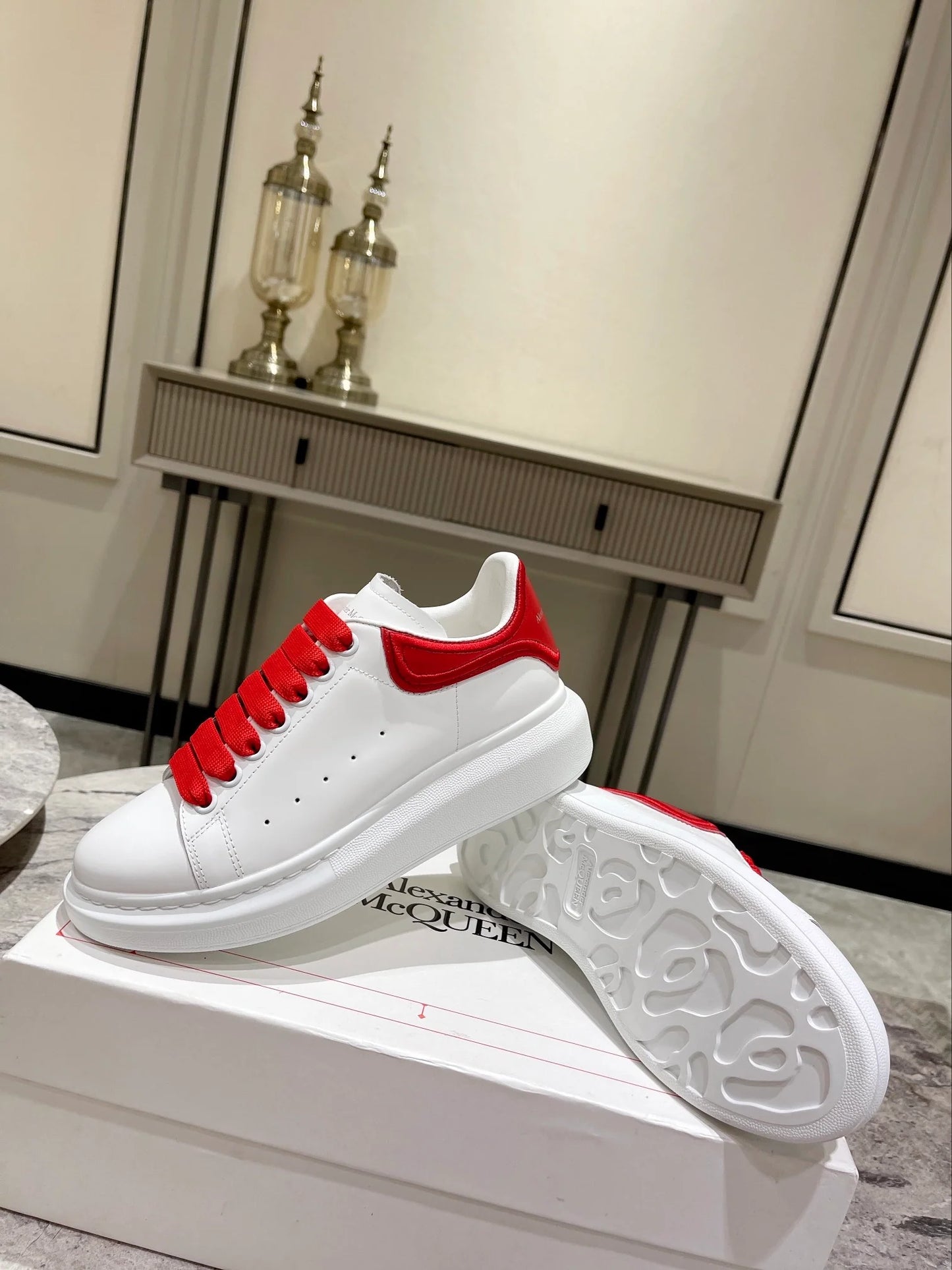 MCQUEEN SNEAKER