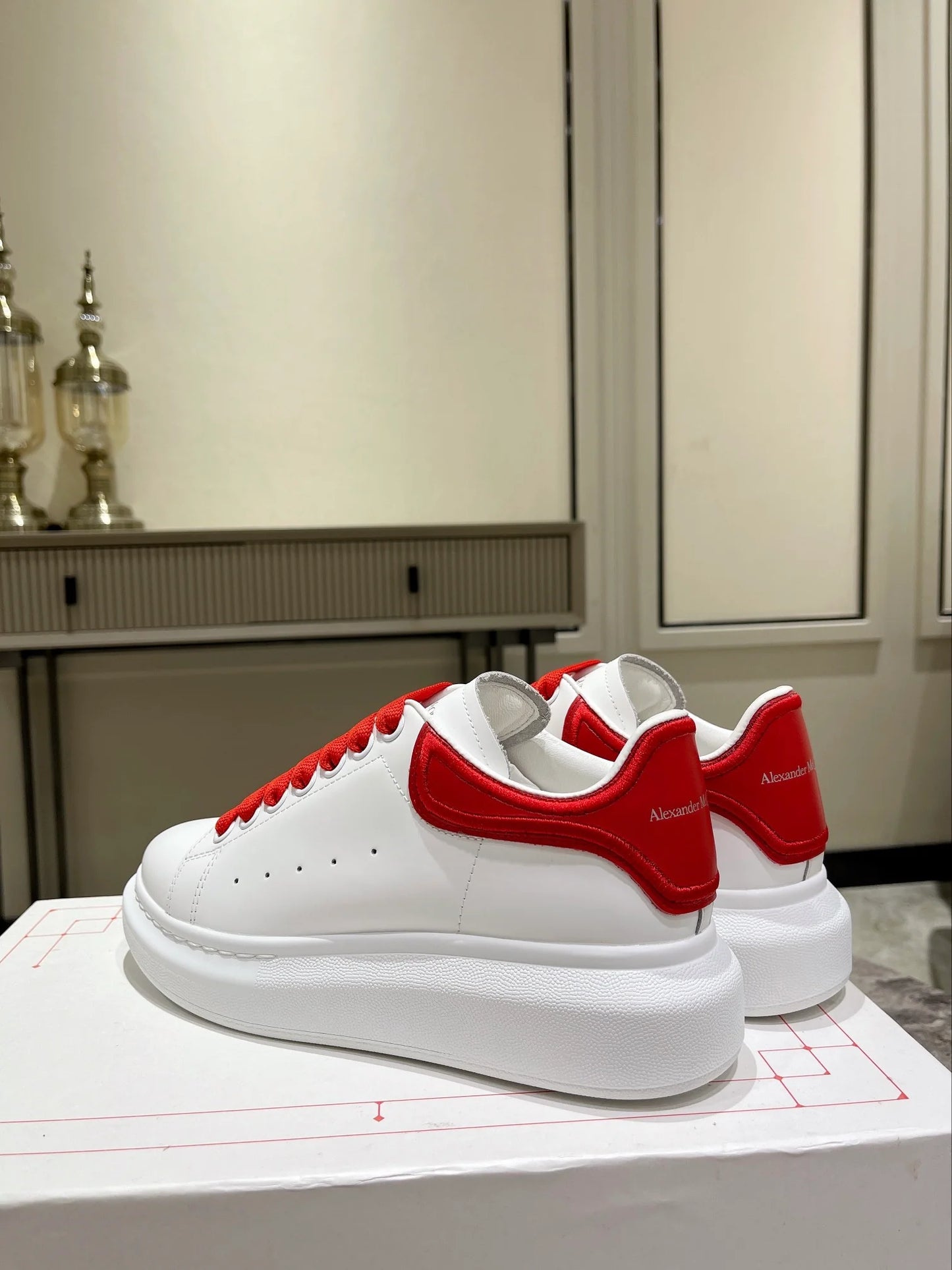 MCQUEEN SNEAKER