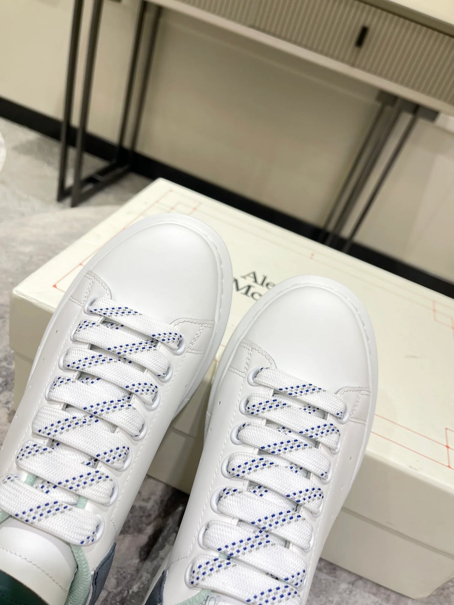 MCQUEEN SNEAKER