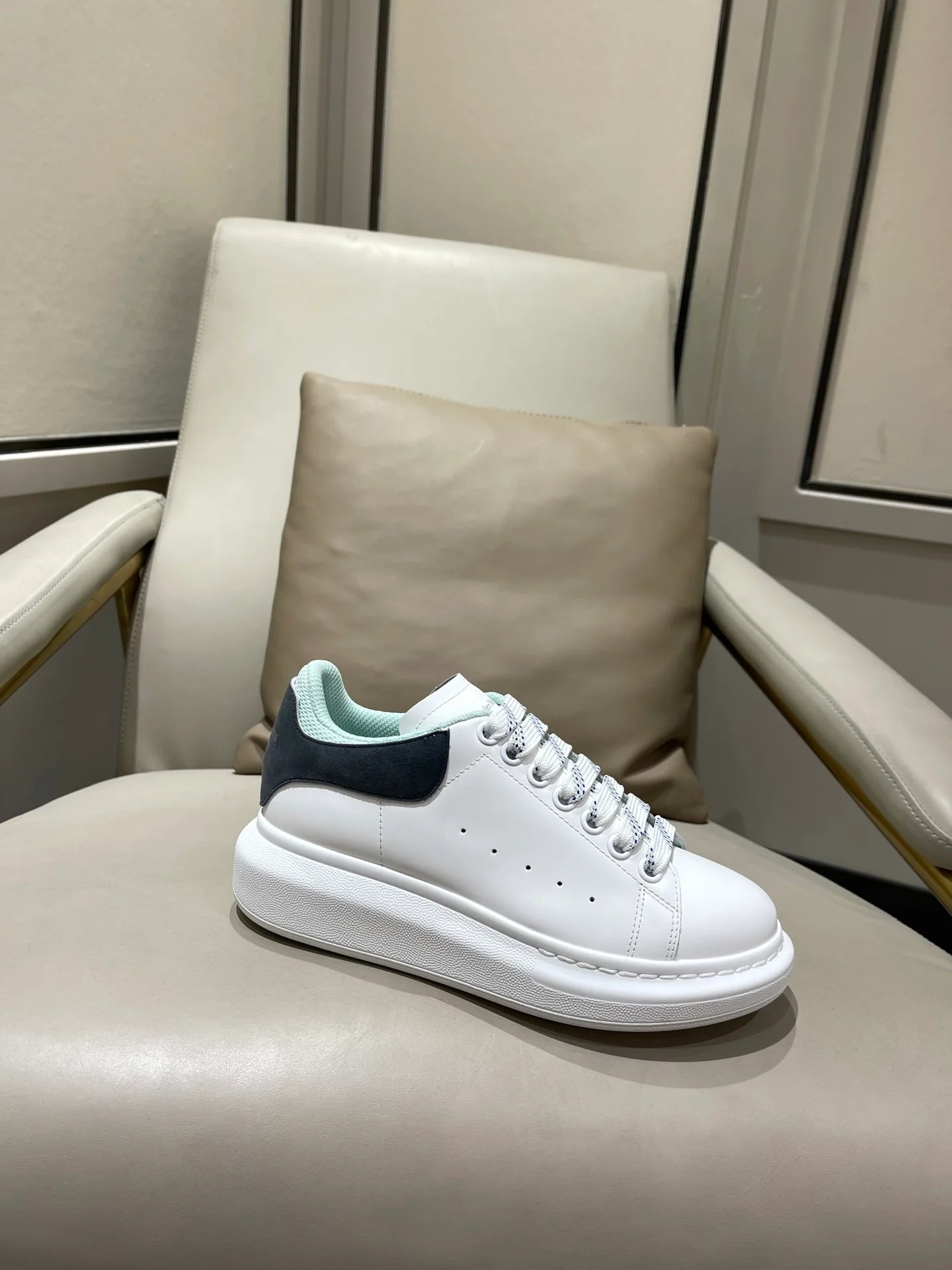 MCQUEEN SNEAKER