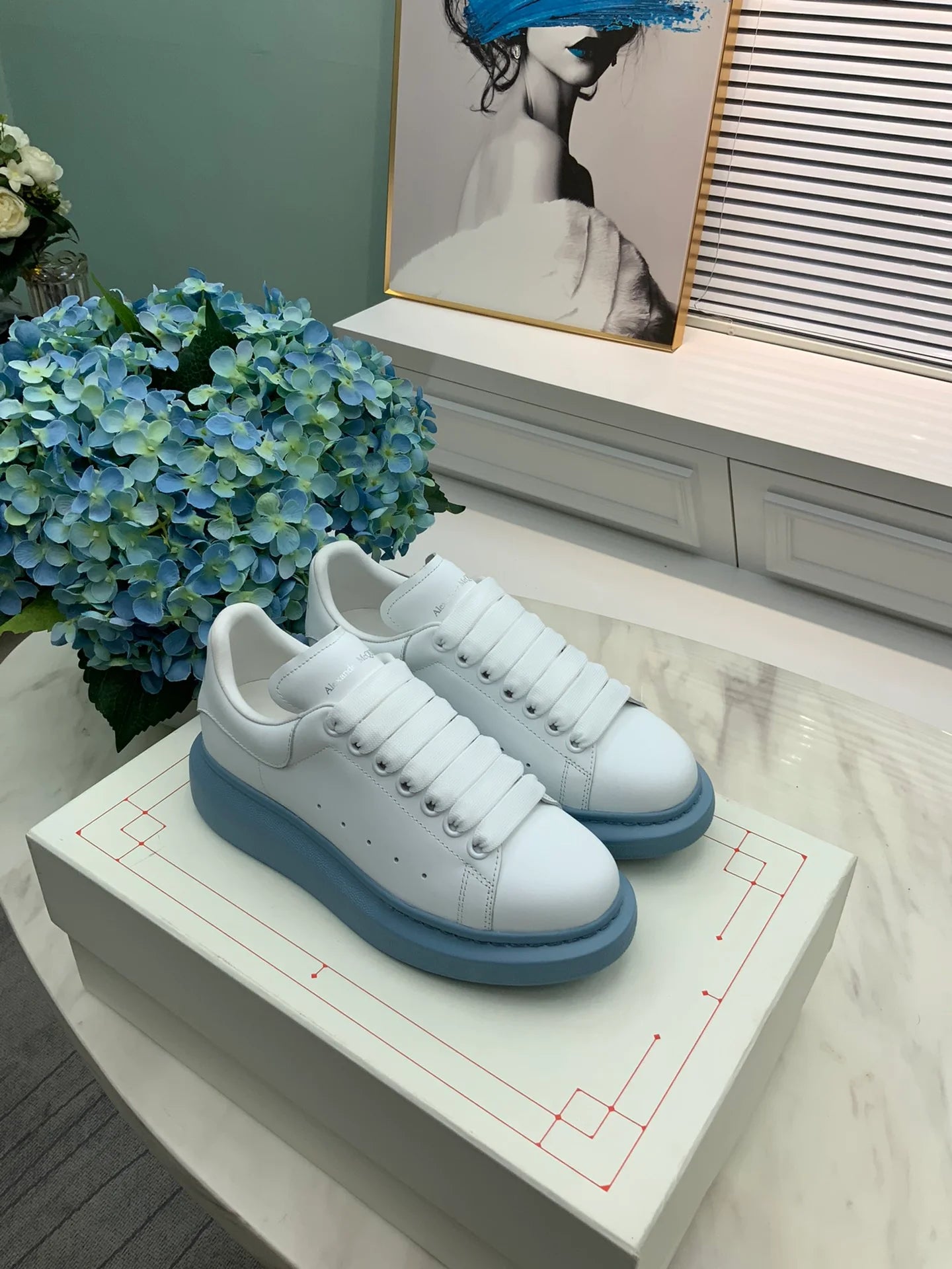 McQUEEN SNEAKER