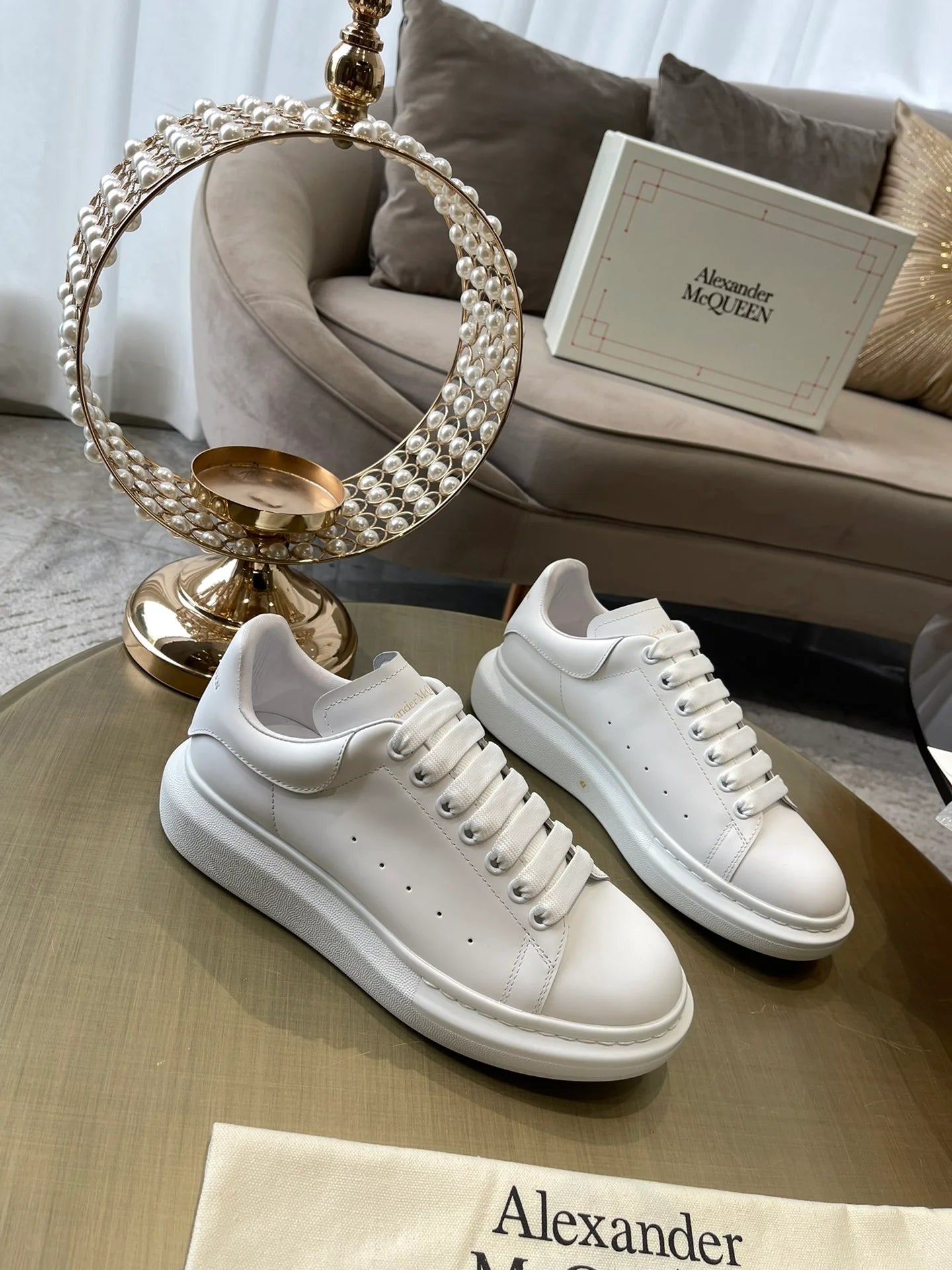 McQUEEN SNEAKER