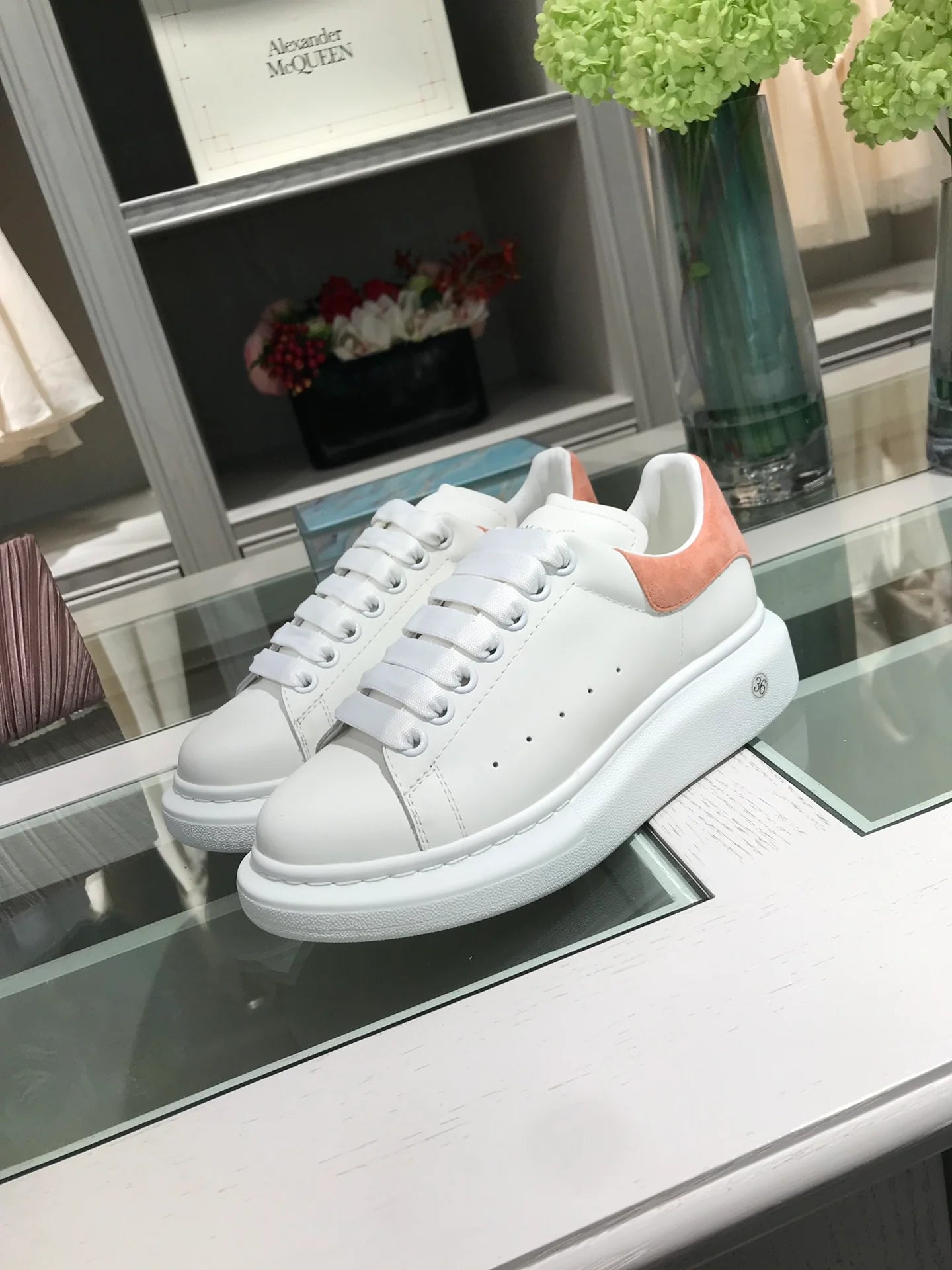 MCQUEEN SNEAKER