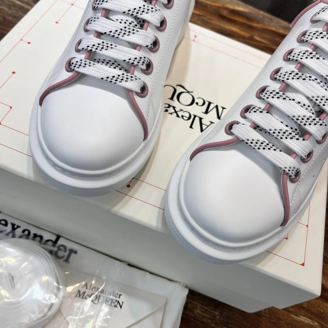 MCQUEEN SNEAKER
