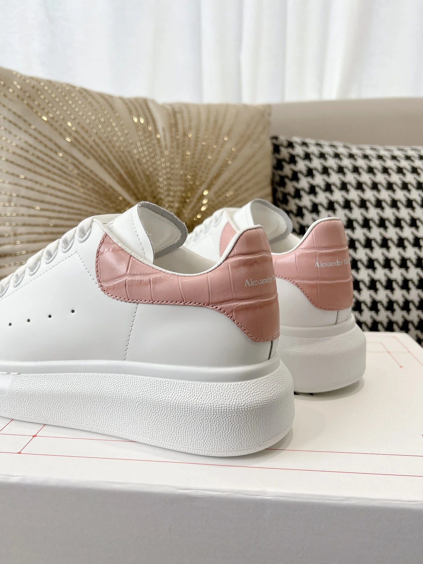 MCQUEEN SNEAKER