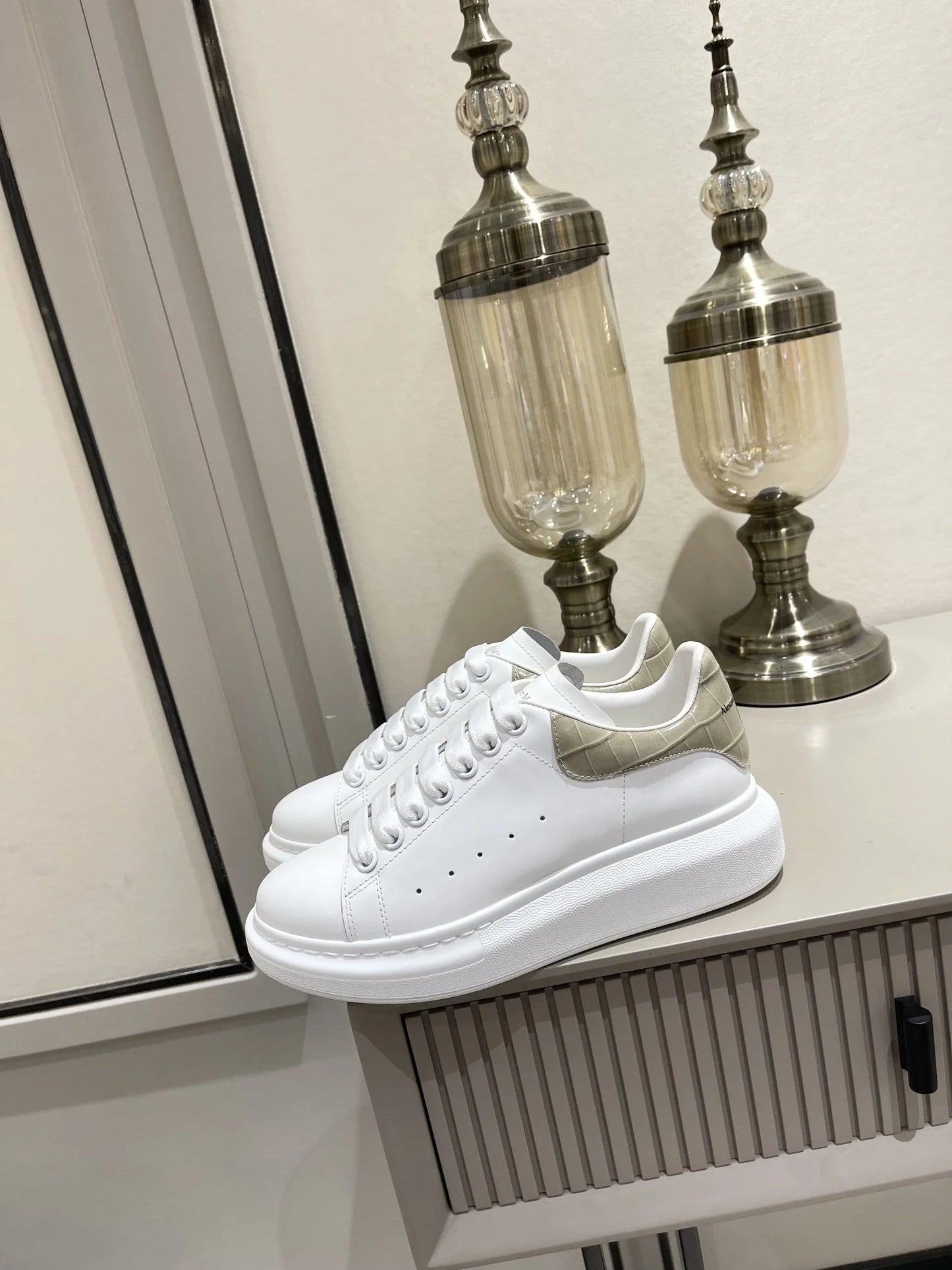MCQUEEN SNEAKER