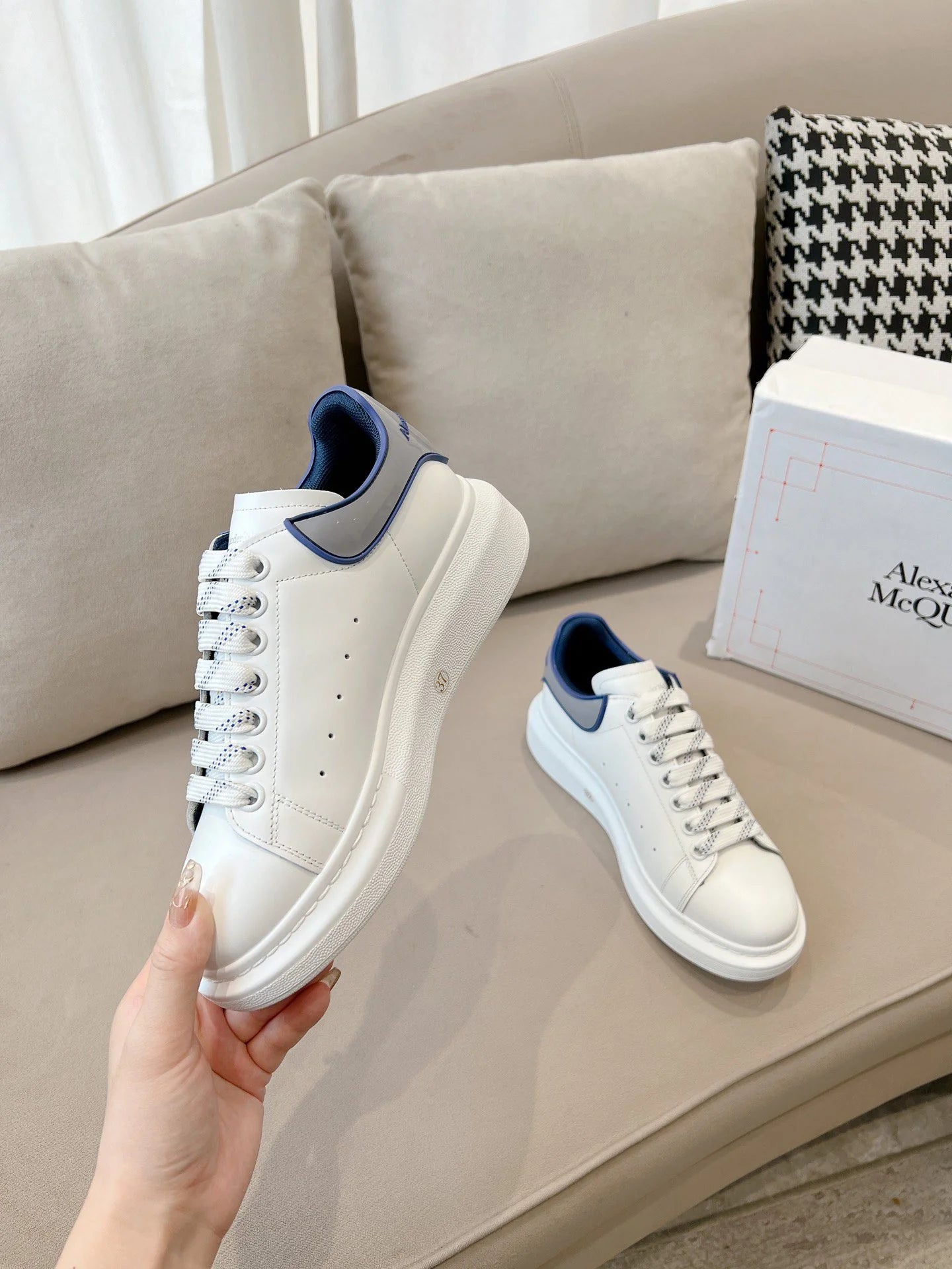 MCQUEEN SNEAKER