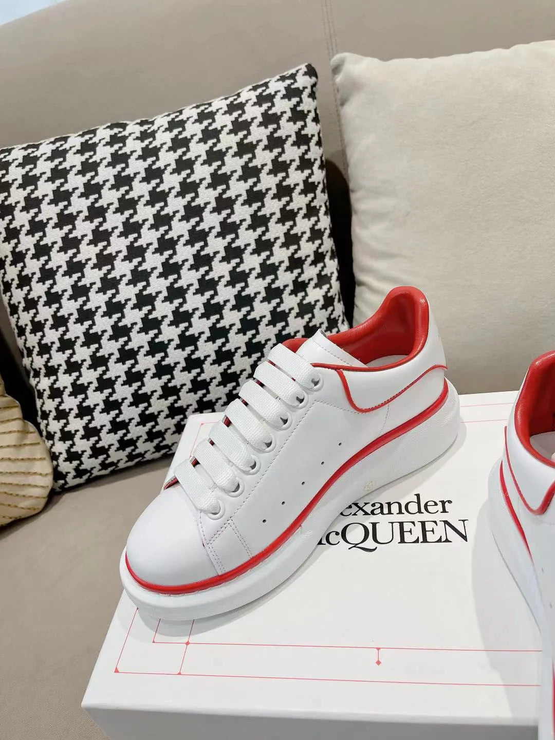 MCQUEEN SNEAKER