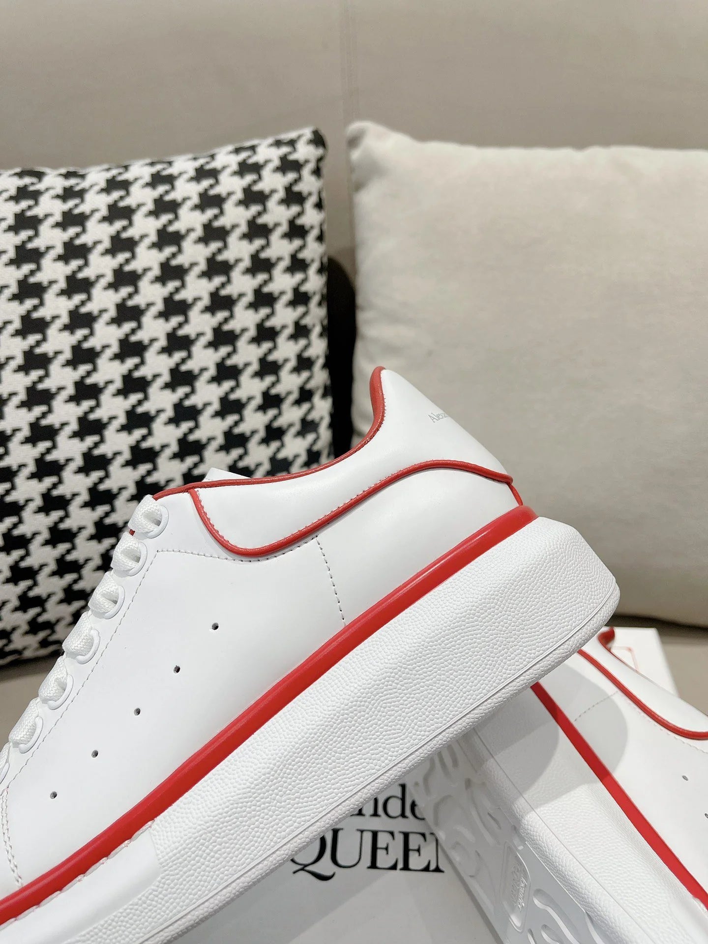 MCQUEEN SNEAKER