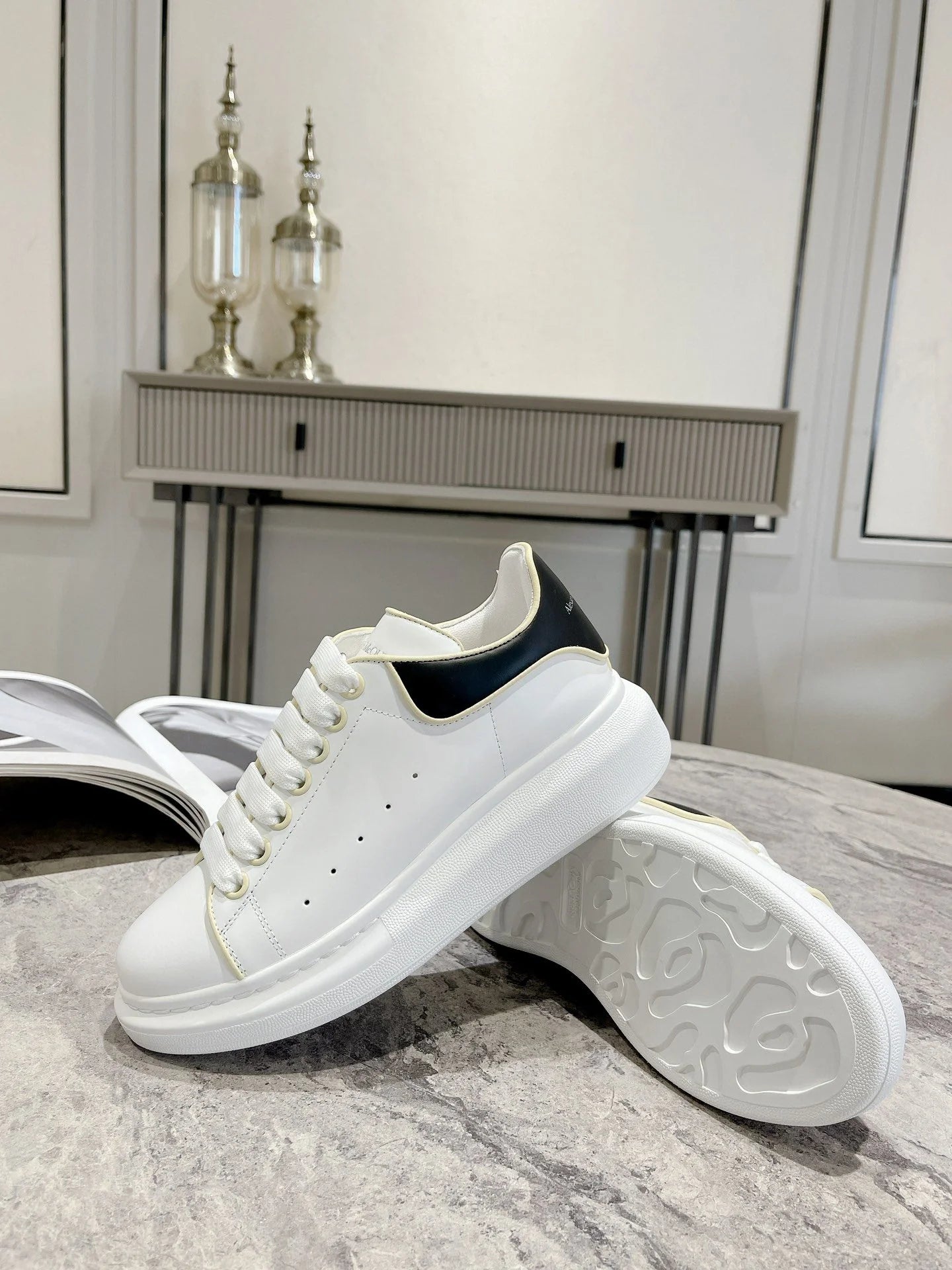 MCQUEEN SNEAKER