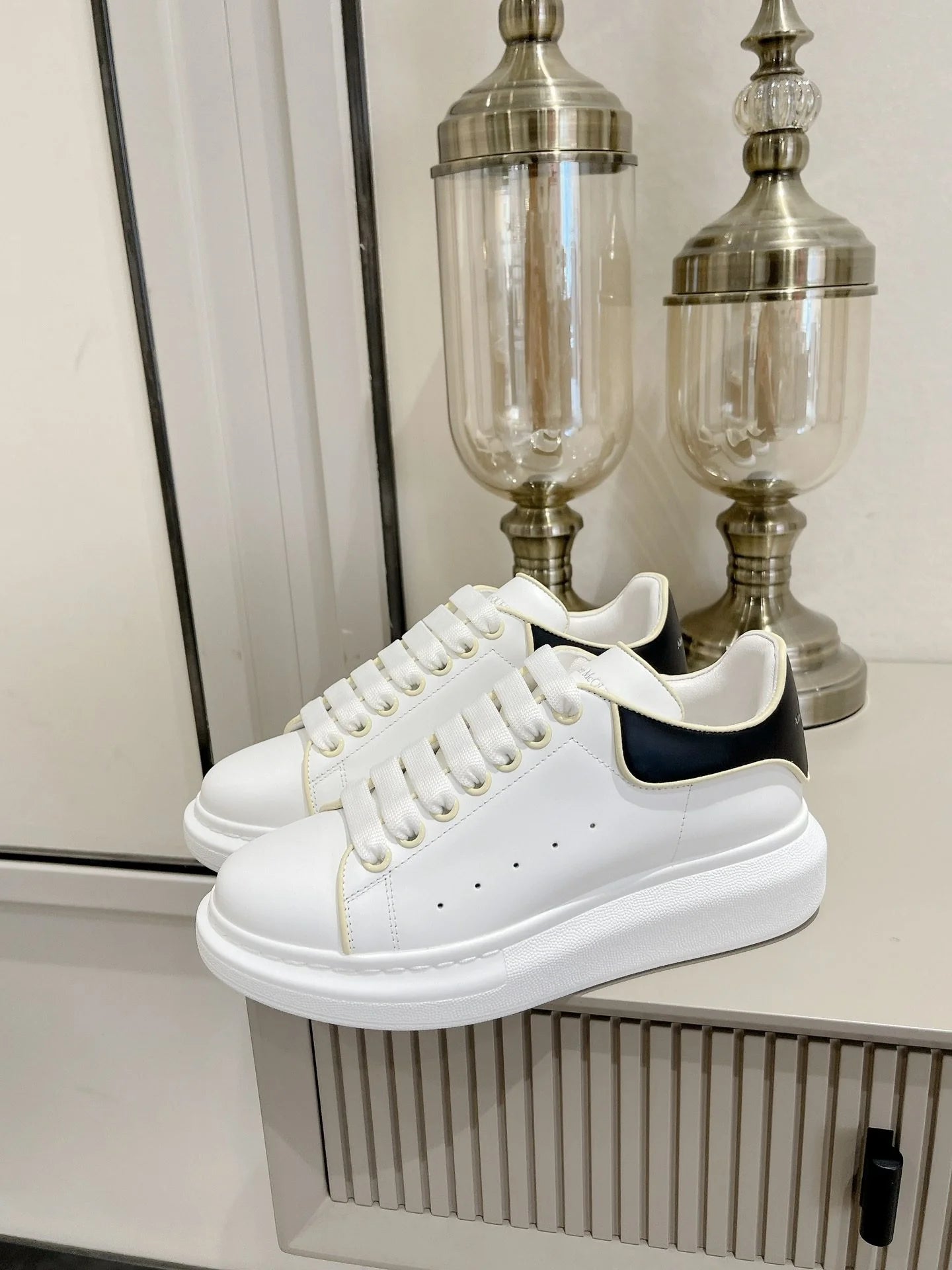 MCQUEEN SNEAKER