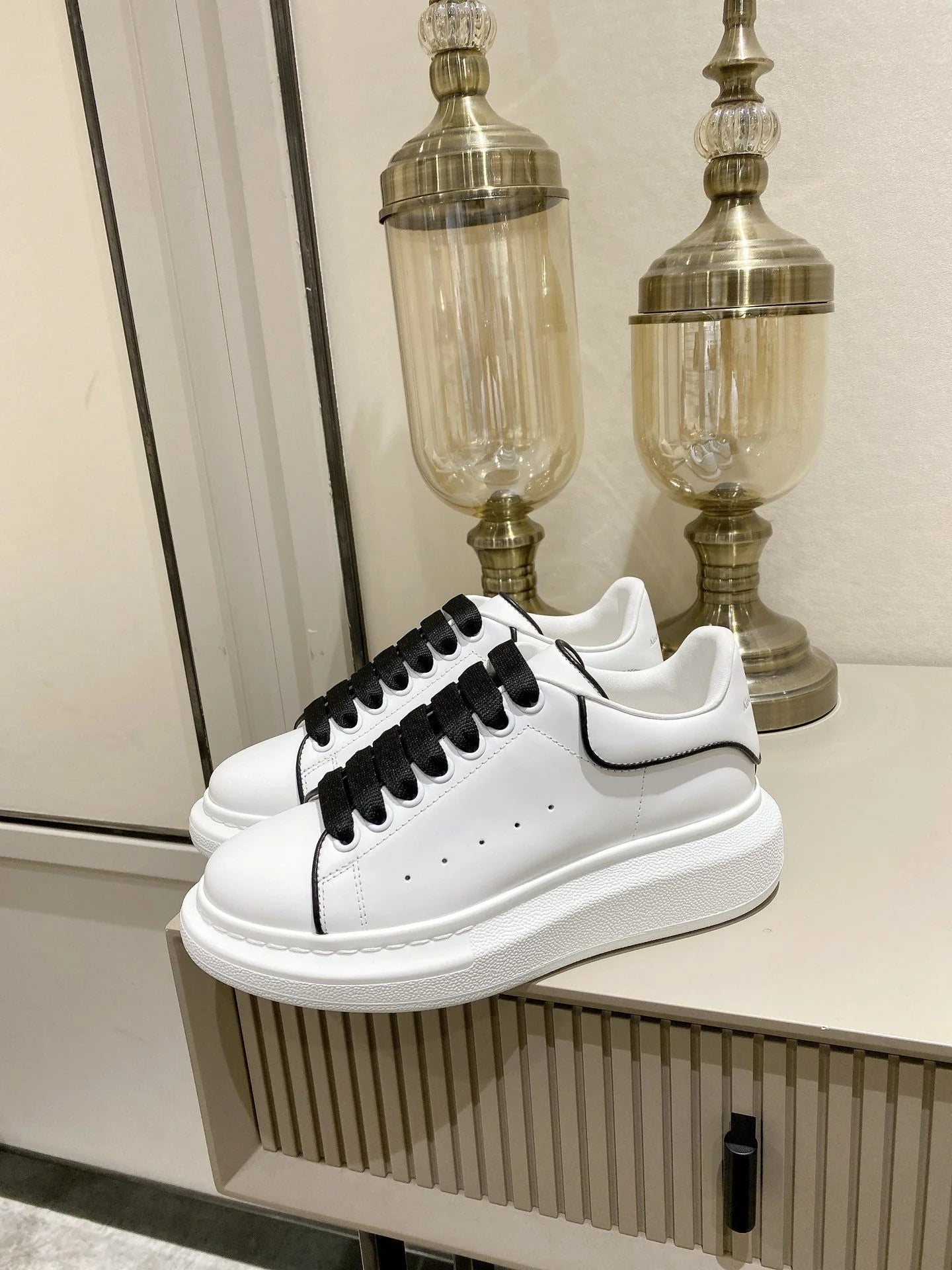 MCQUEEN SNEAKER