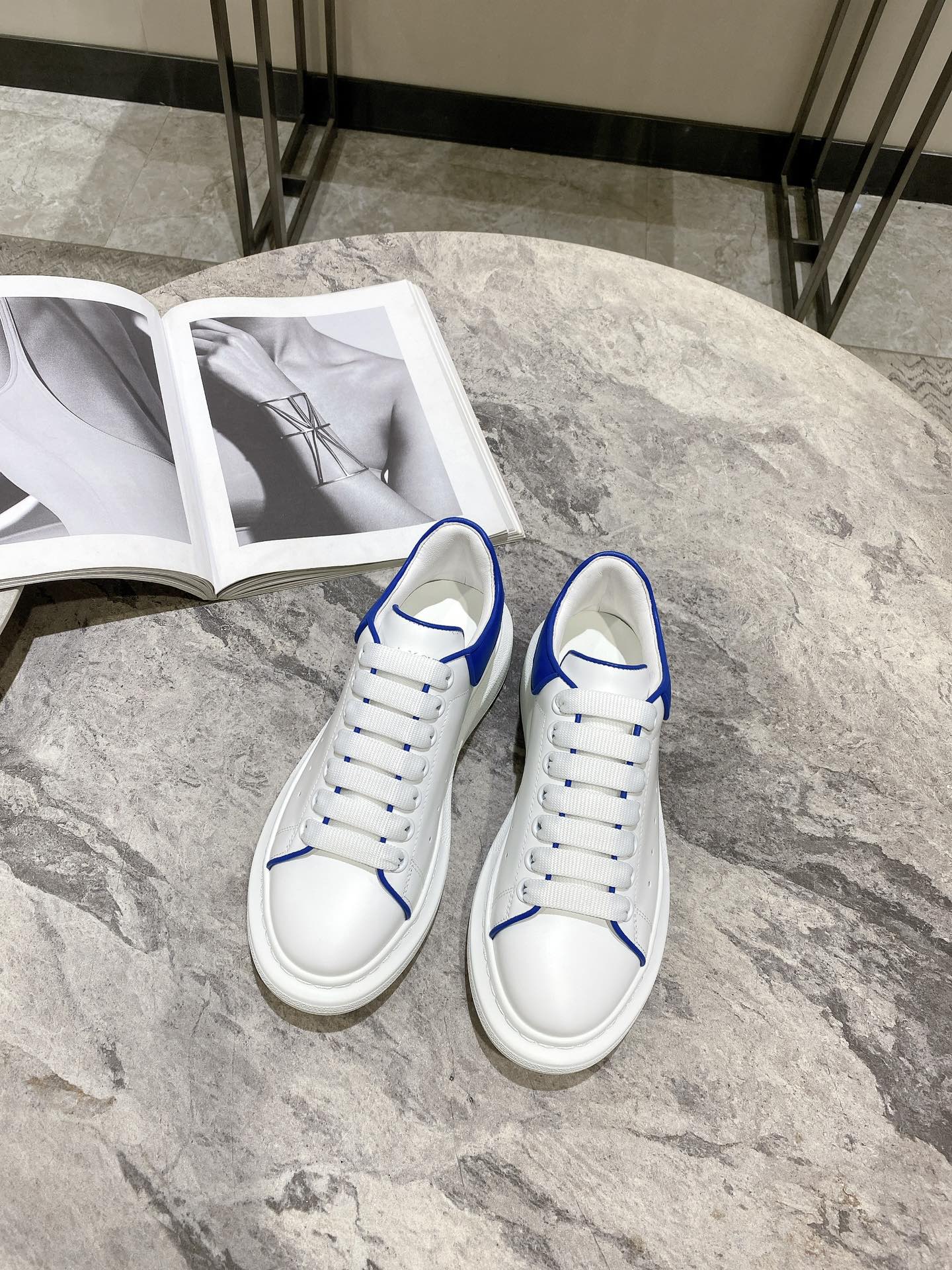 MCQUEEN SNEAKER
