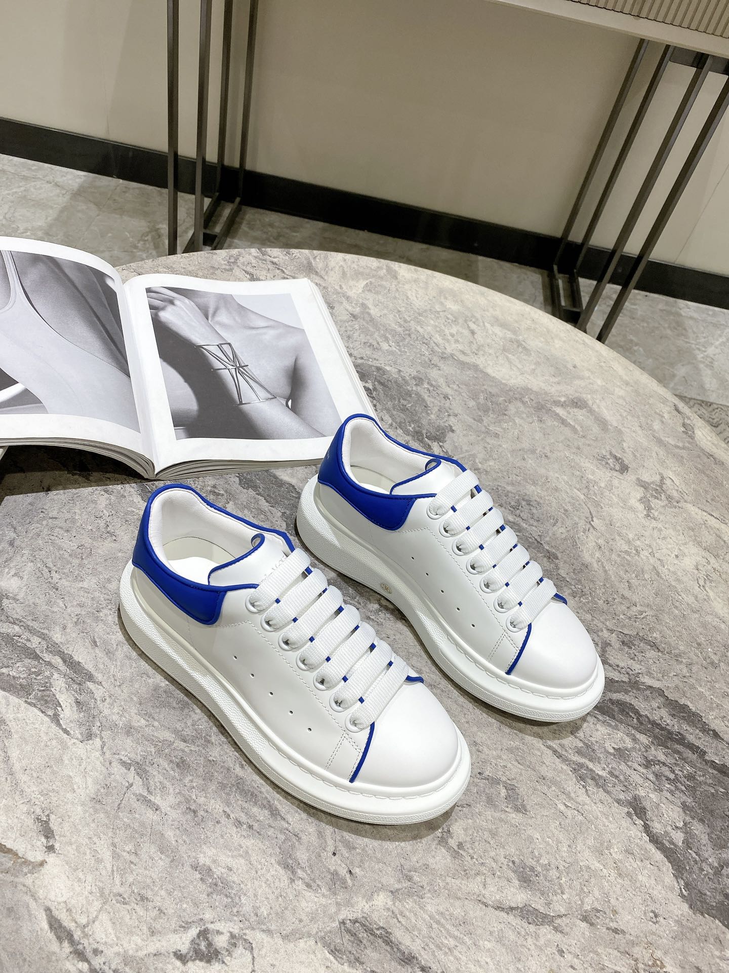 MCQUEEN SNEAKER