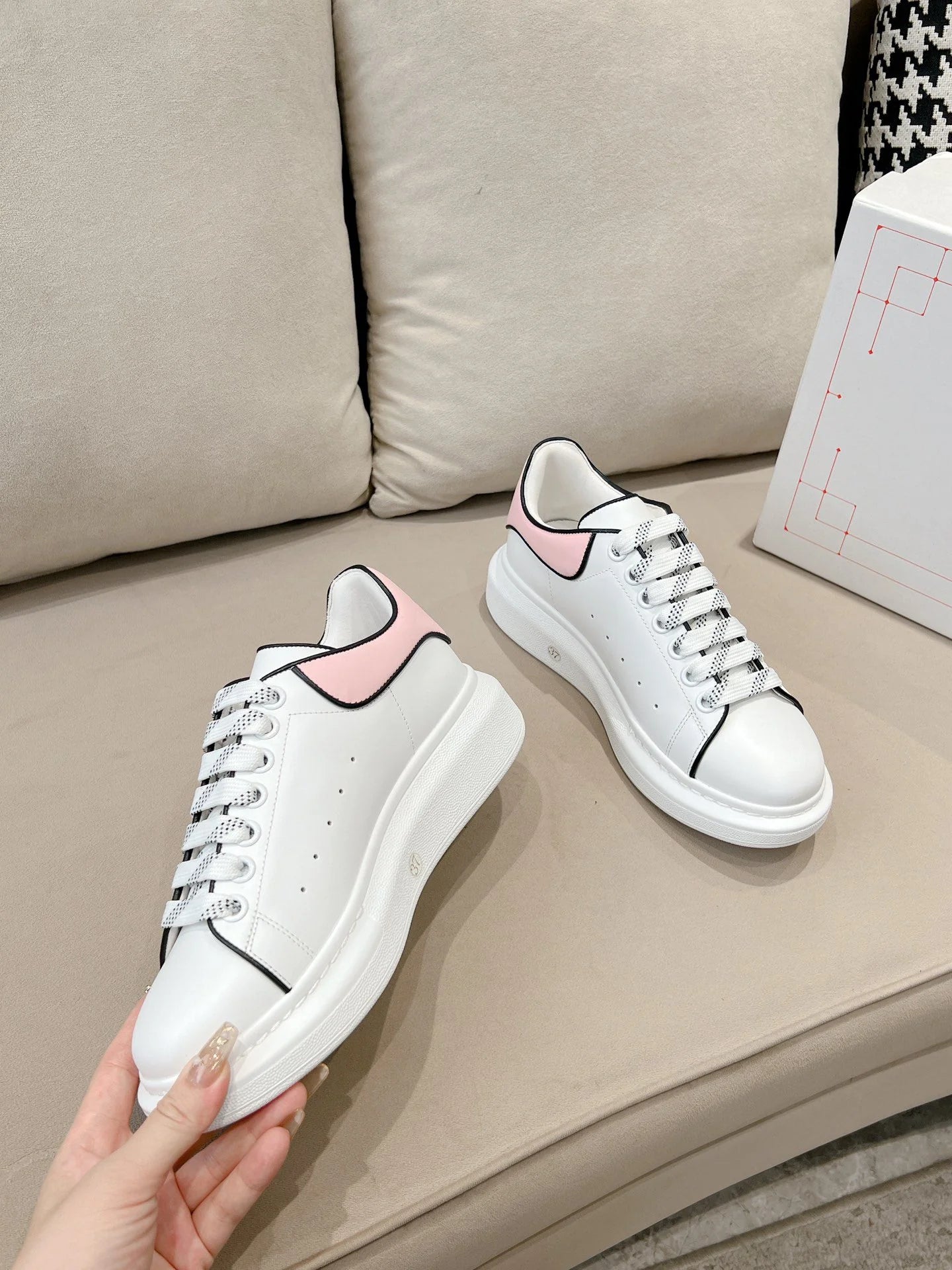 MCQUEEN SNEAKER