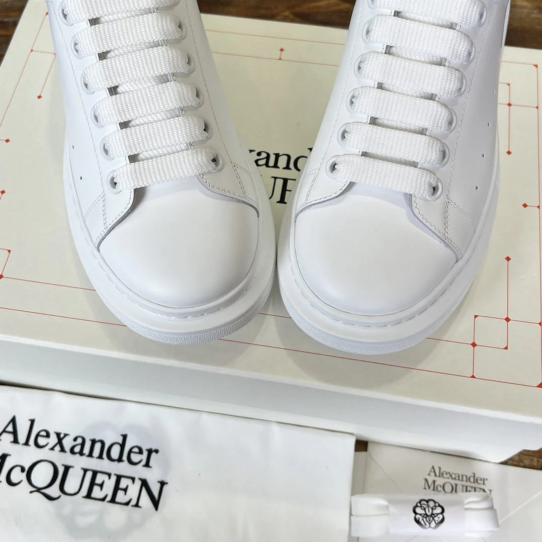 McQUEEN SNEAKER