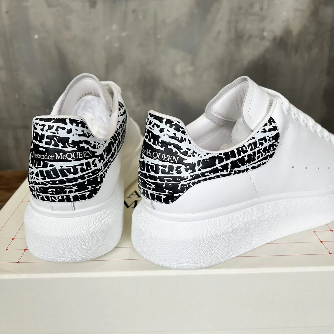 McQUEEN SNEAKER