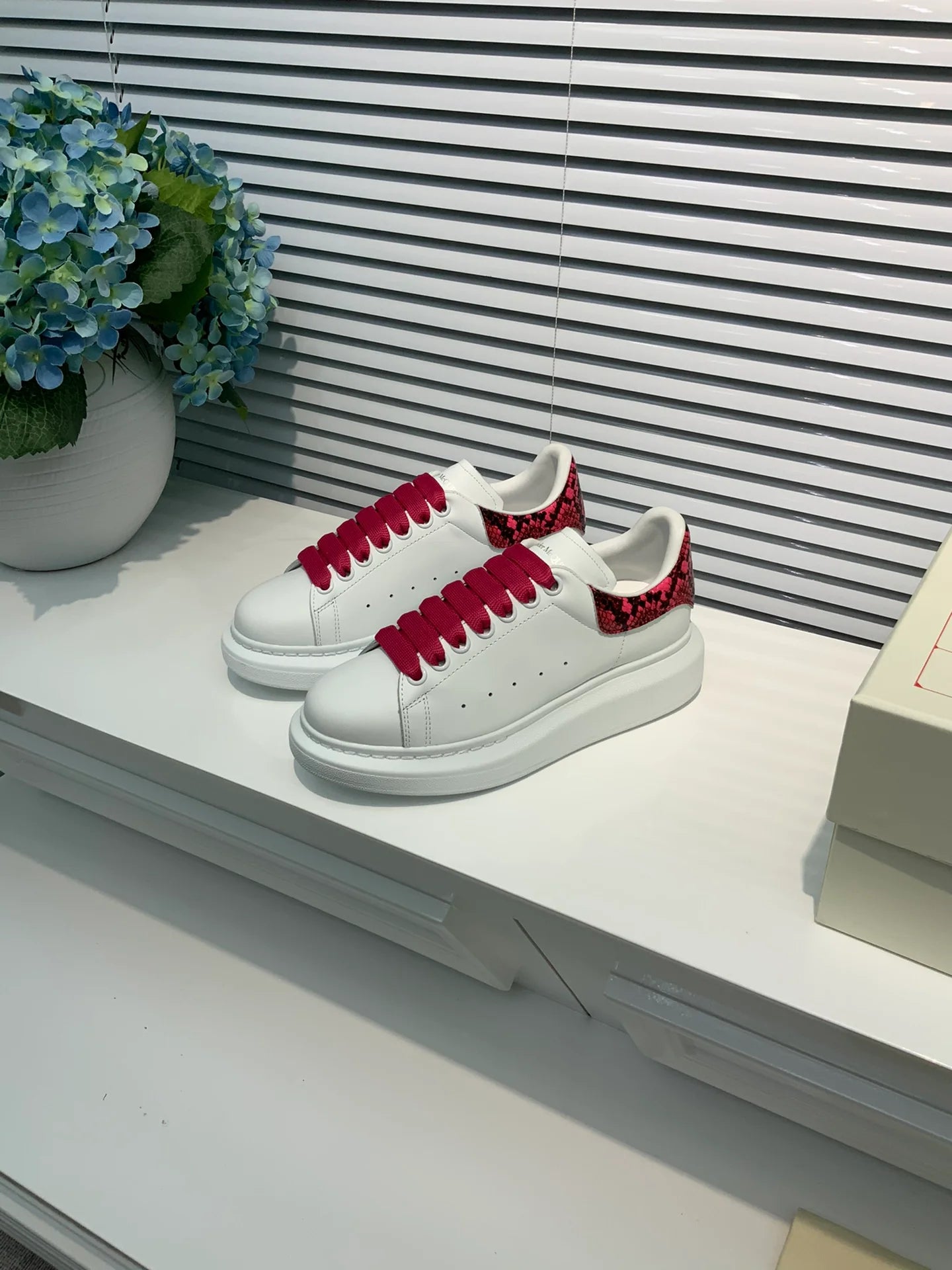 MCQUEEN SNEAKER