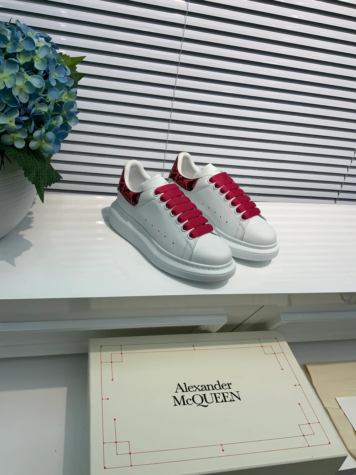 MCQUEEN SNEAKER