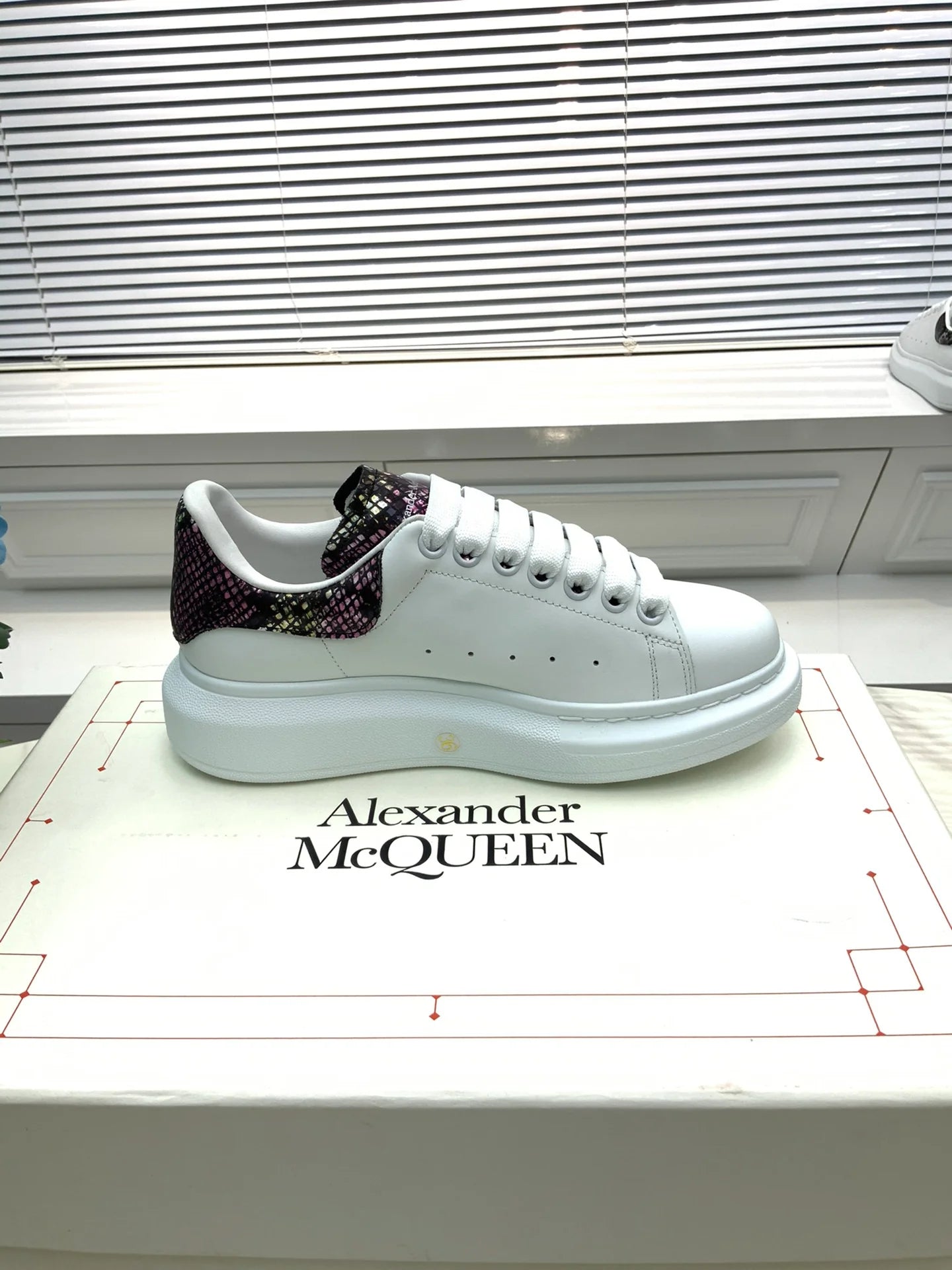 MCQUEEN SNEAKER