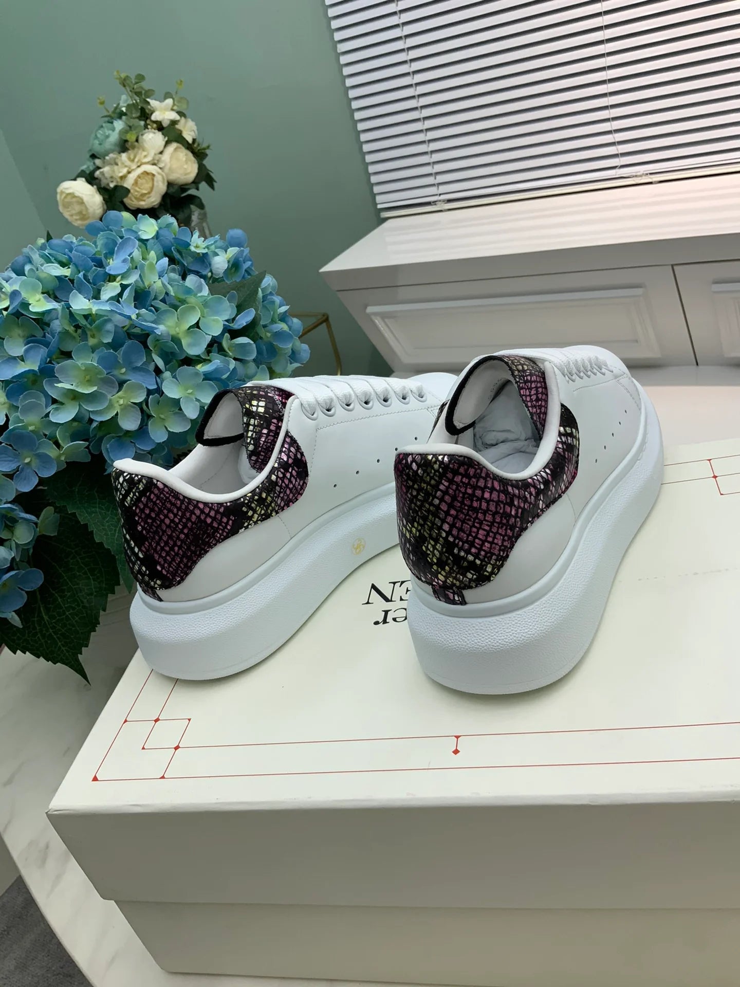 MCQUEEN SNEAKER