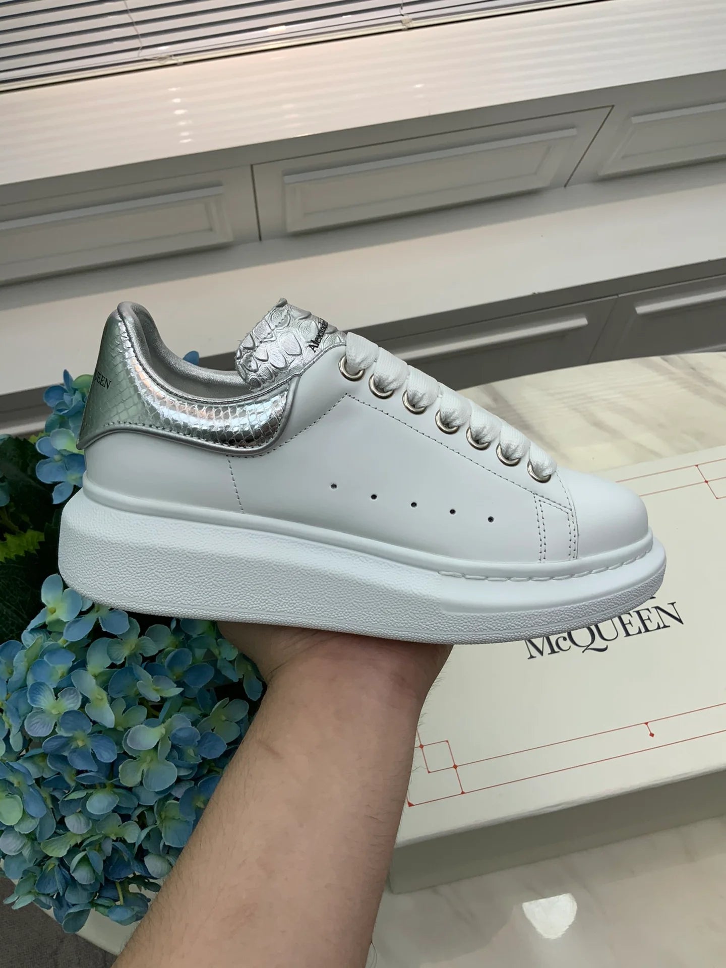 MCQUEEN SNEAKER