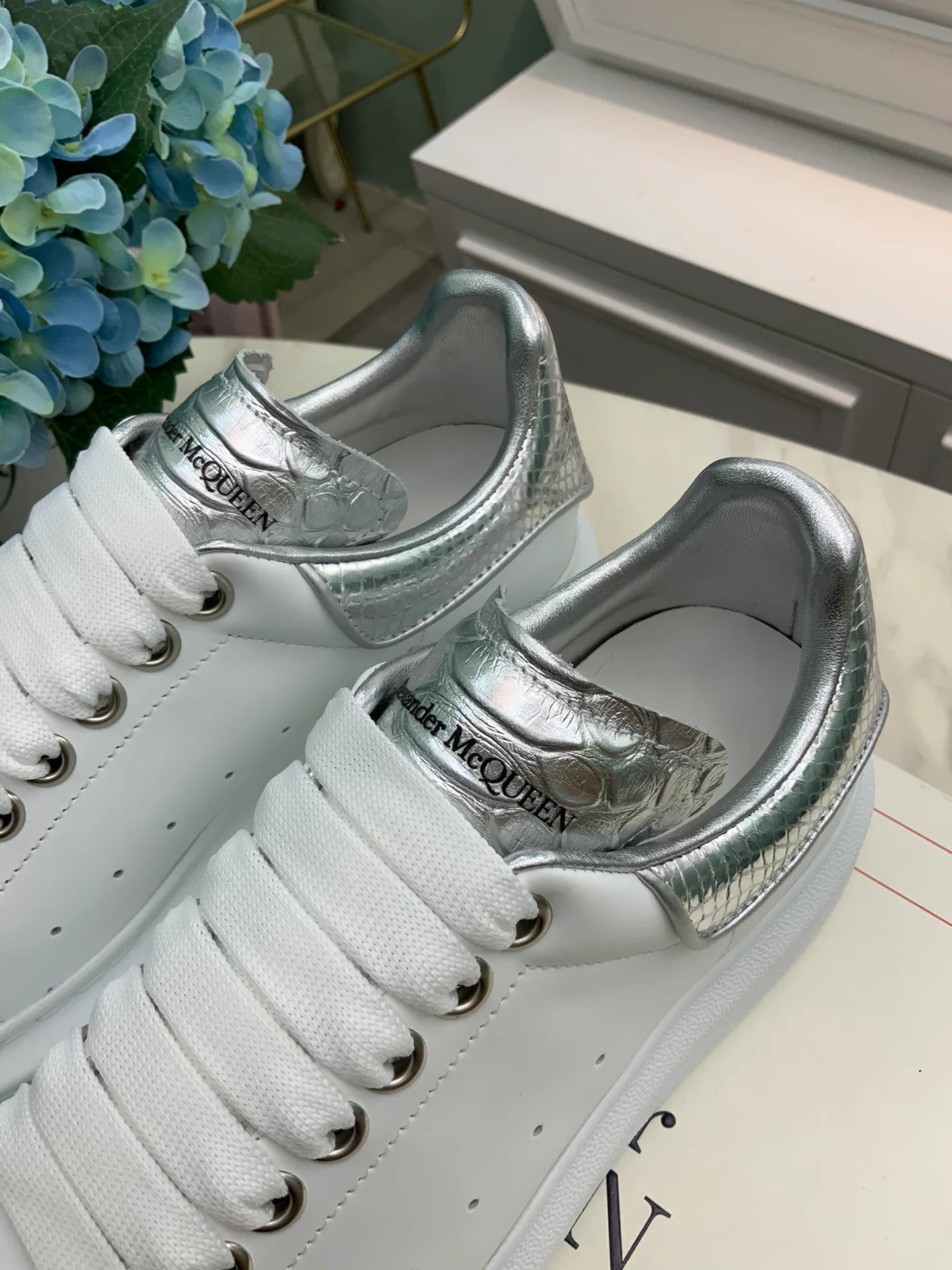 MCQUEEN SNEAKER