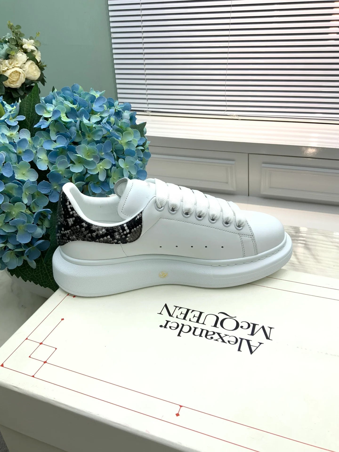 MCQUEEN SNEAKER