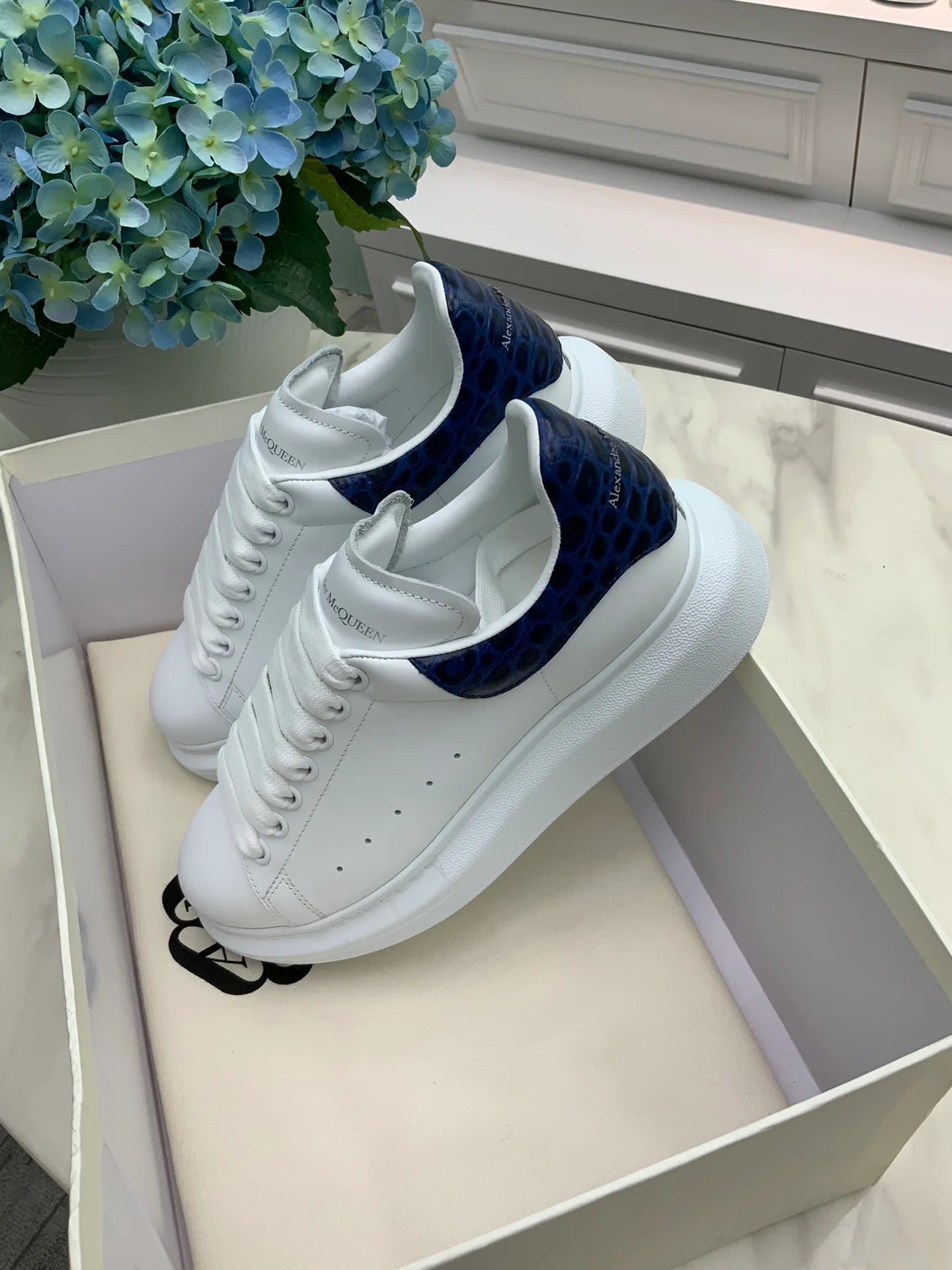 MCQUEEN SNEAKER