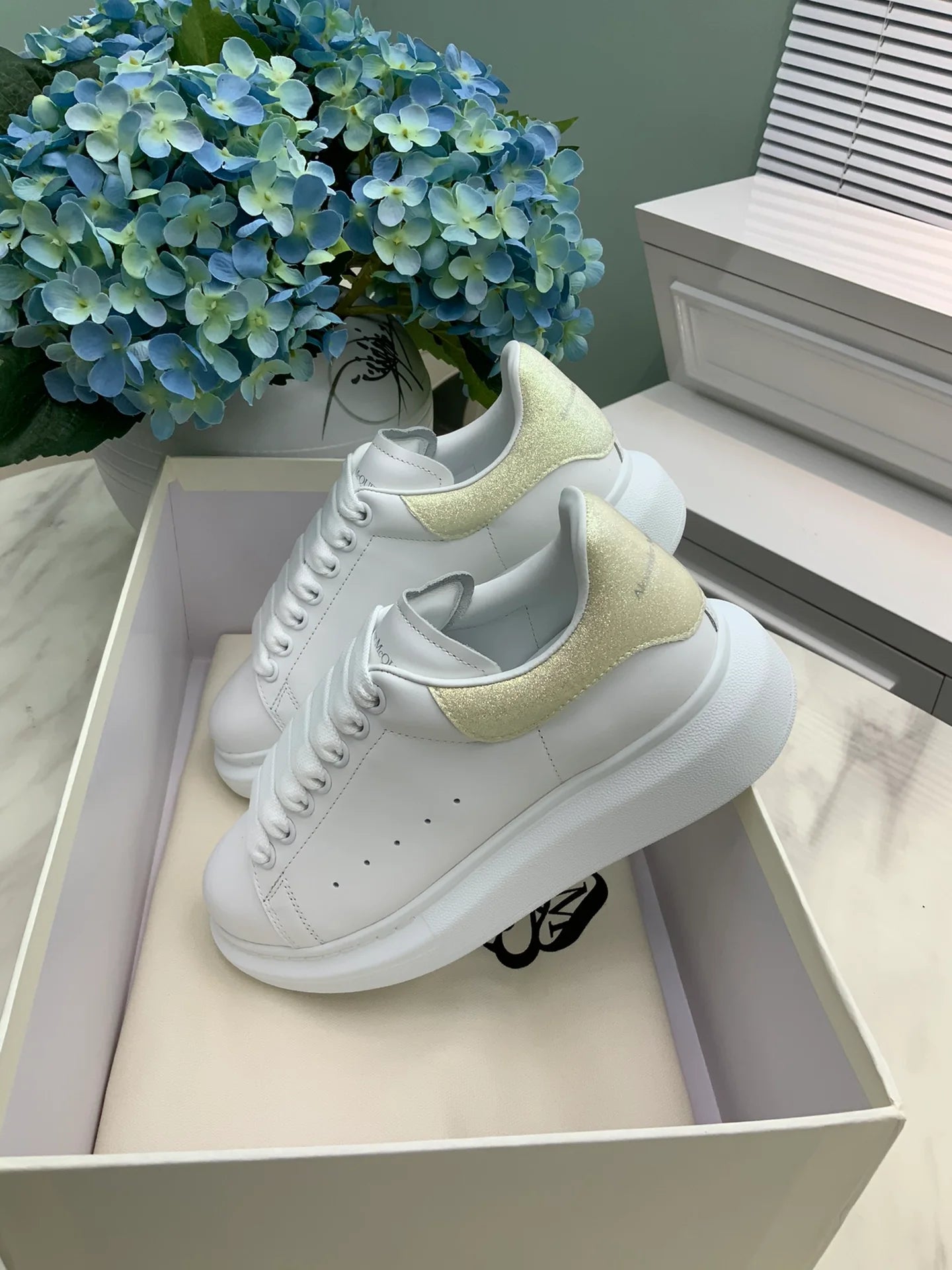 MCQUEEN SNEAKER
